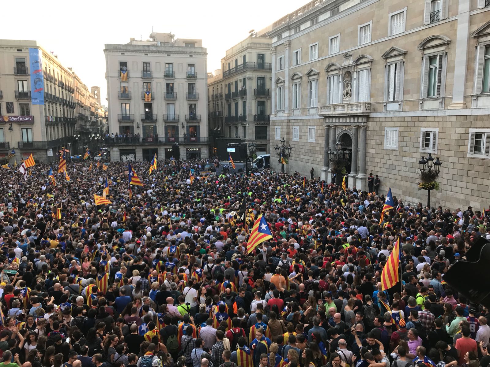 El Govern valoró en casi 20.000 millones los inmuebles del Estado que usarían en la República