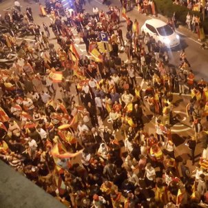 concentracio espanyolista davant catalunya radio concentracio espanyolista davant catalunya radio