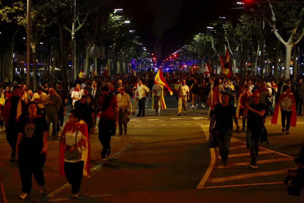 Diverses persones, agredides durant la manifestació unionista a Barcelona