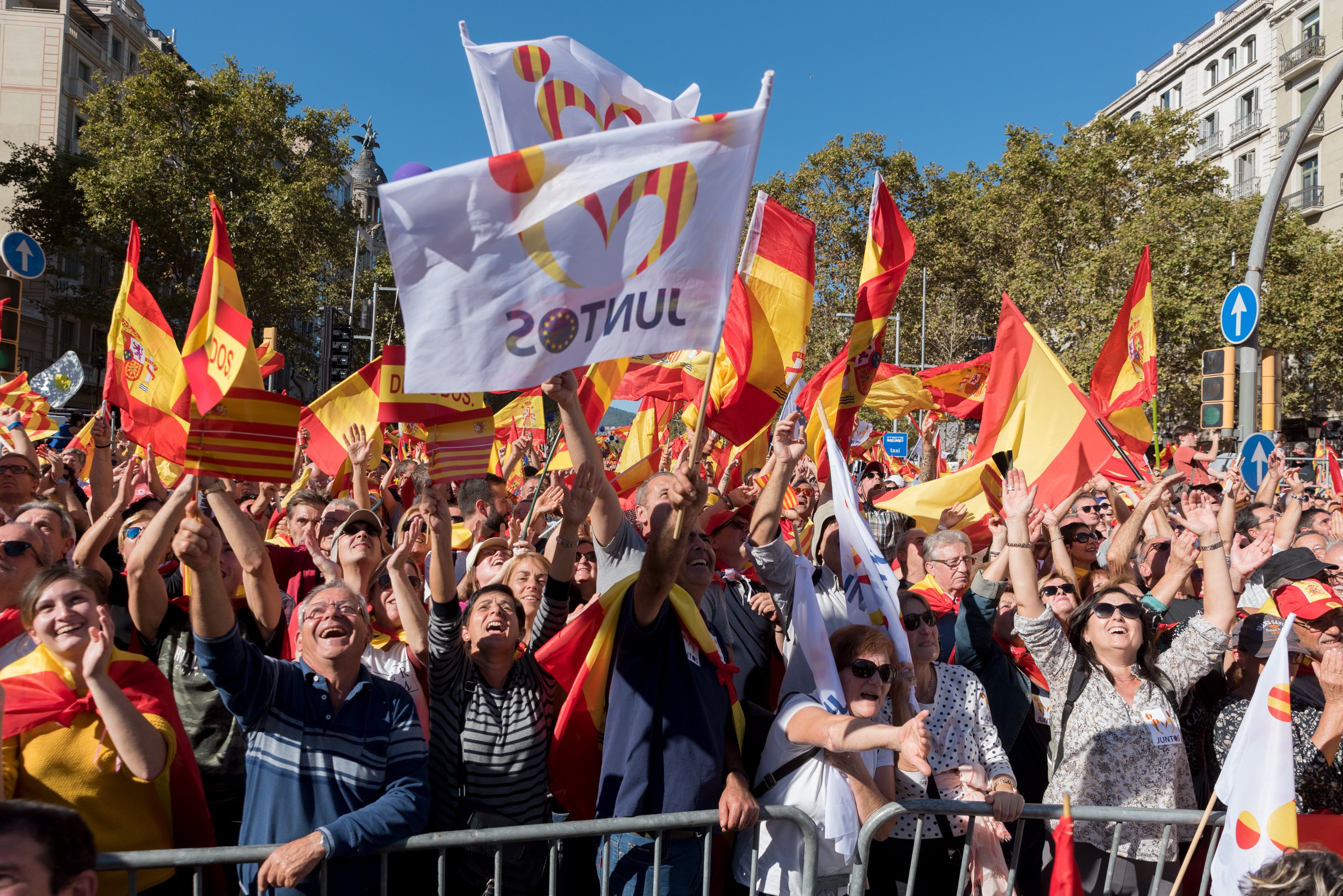 Sociedad Civil Catalana responde a Torra con la amenaza de convocar macromanifestaciones