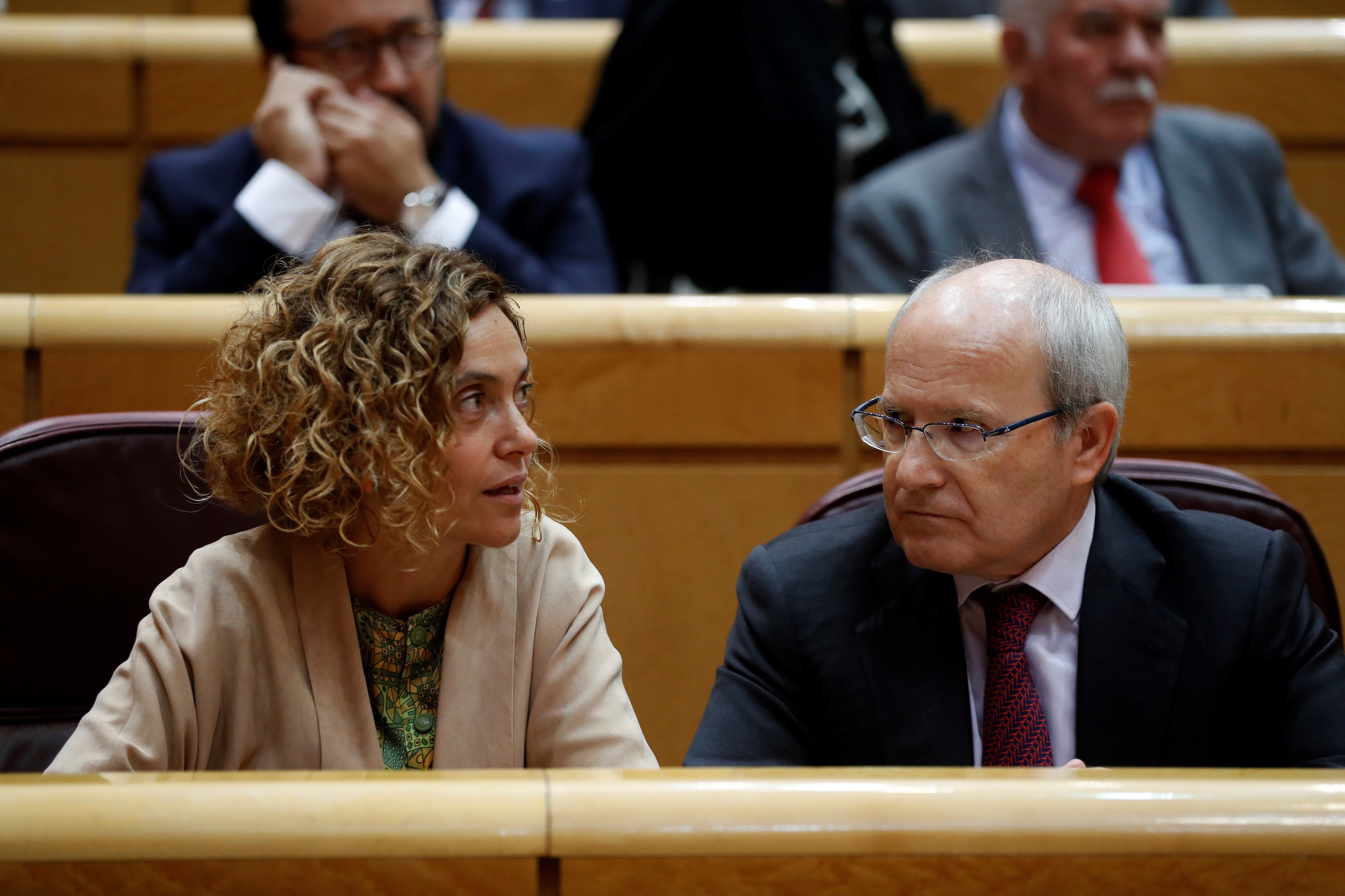 El PSOE sanciona a Montilla por su ausencia en la votación del 155