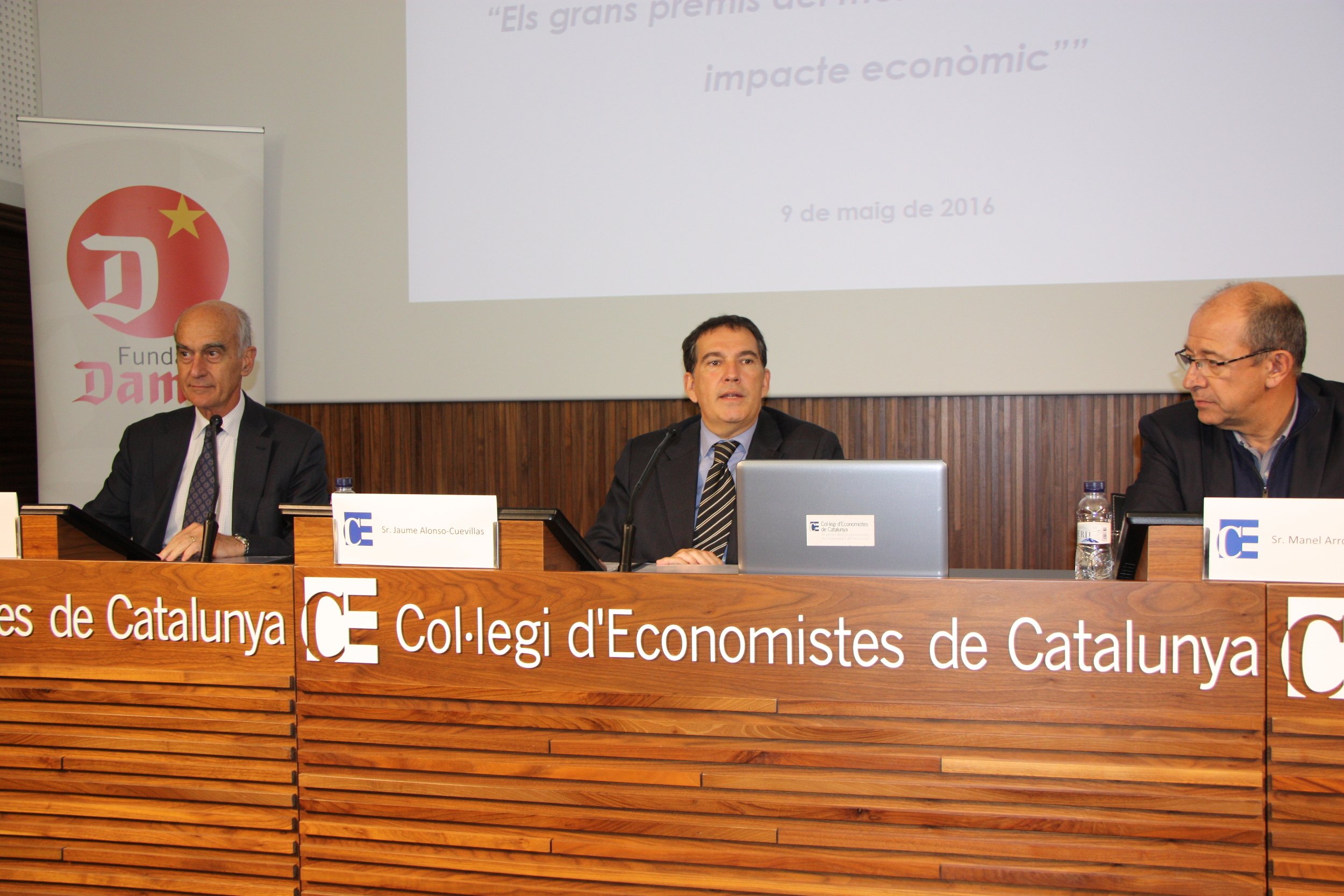 L'advocat de Puigdemont assegura que no es va implantar la República pel risc de violència