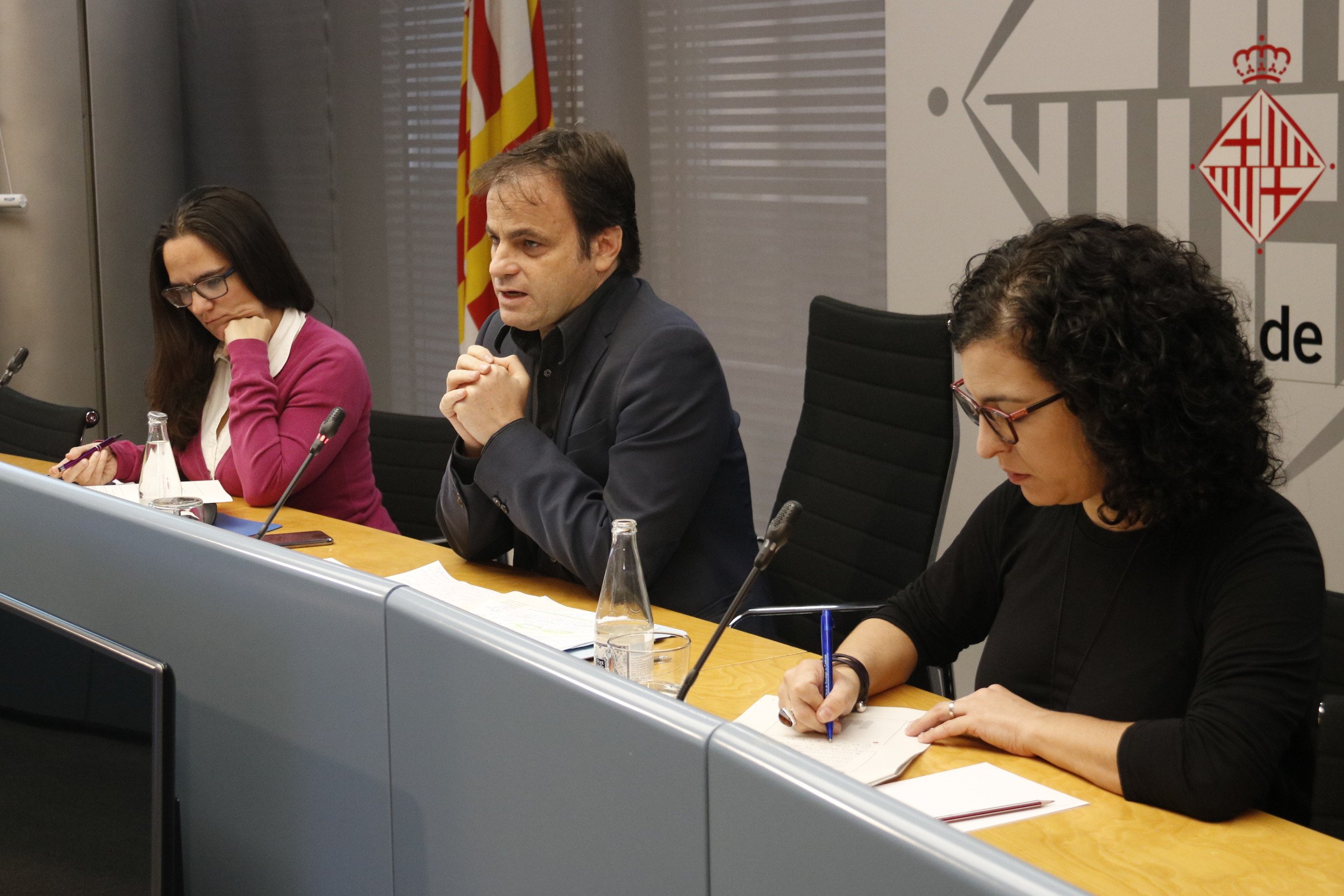 Asens cifra en 15 los heridos en las dos manifestaciones de Societat Civil Catalana
