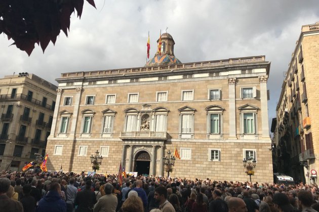 Plaça Sant Jaume aturada 2/11