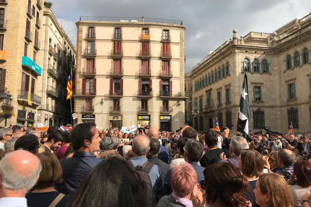 Plaça Sant Jaume aturada 2/11