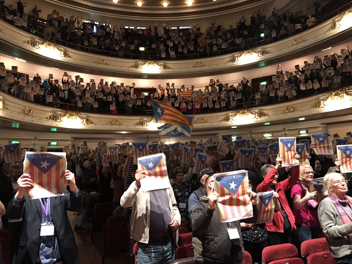 Emotivo apoyo a Catalunya en una convención escocesa