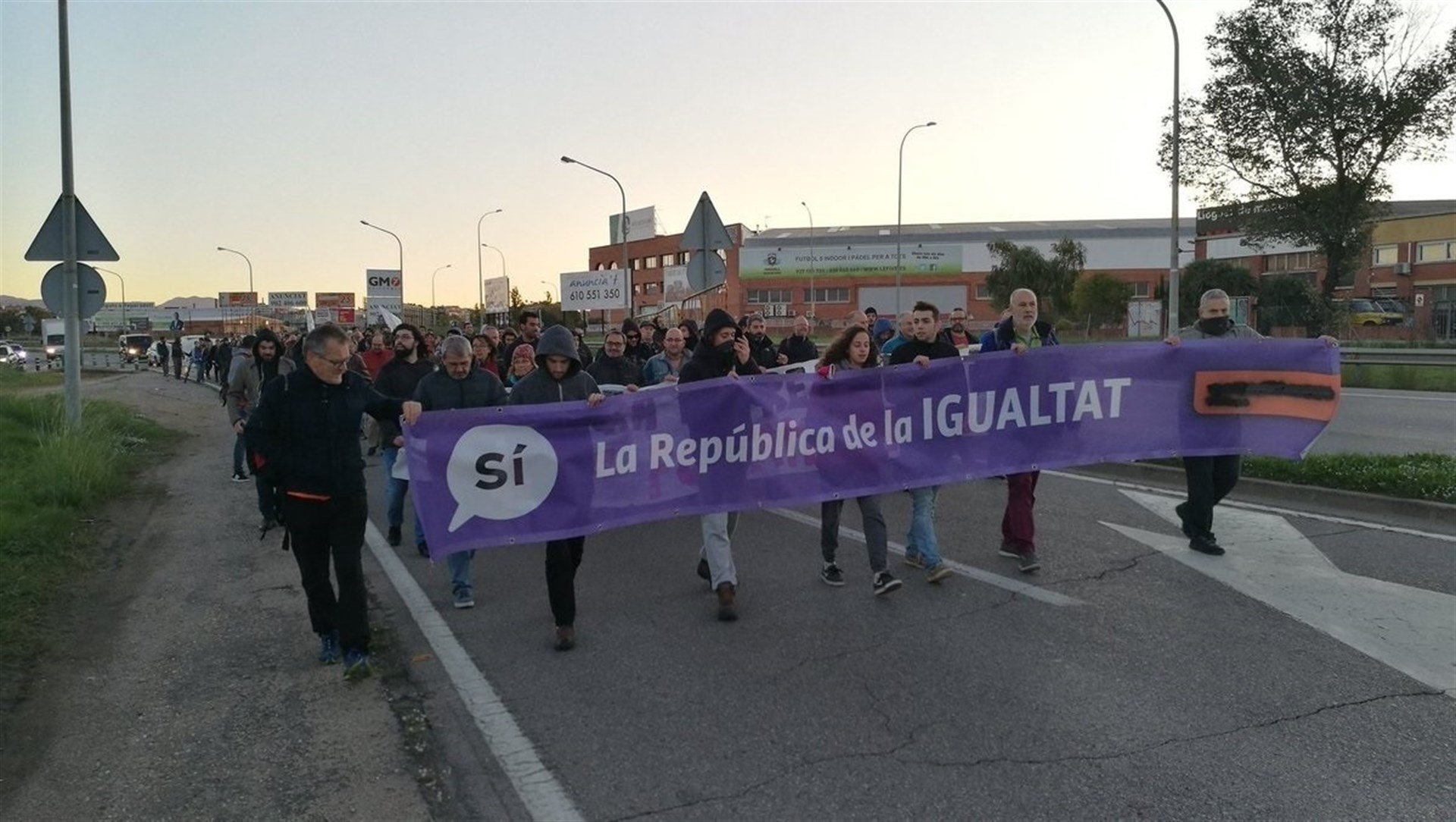 Cortan calles y carreteras en Catalunya por la libertad de los presos