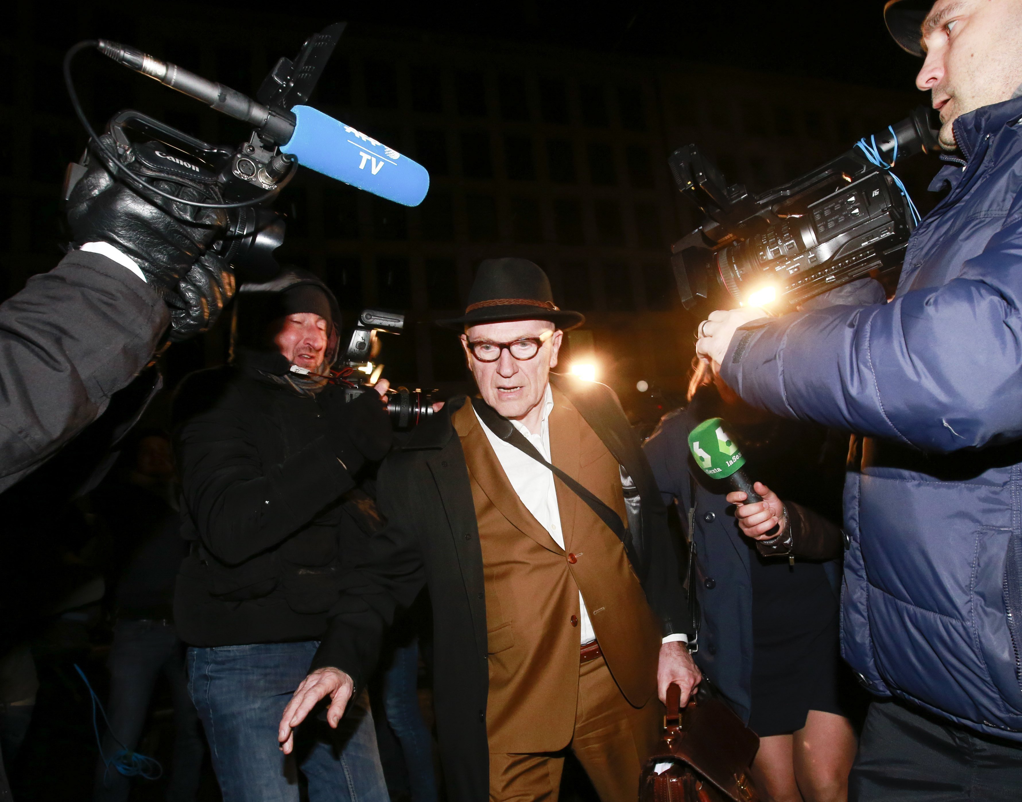 Los abogados belgas alegan que España somete a Puigdemont a un juicio político