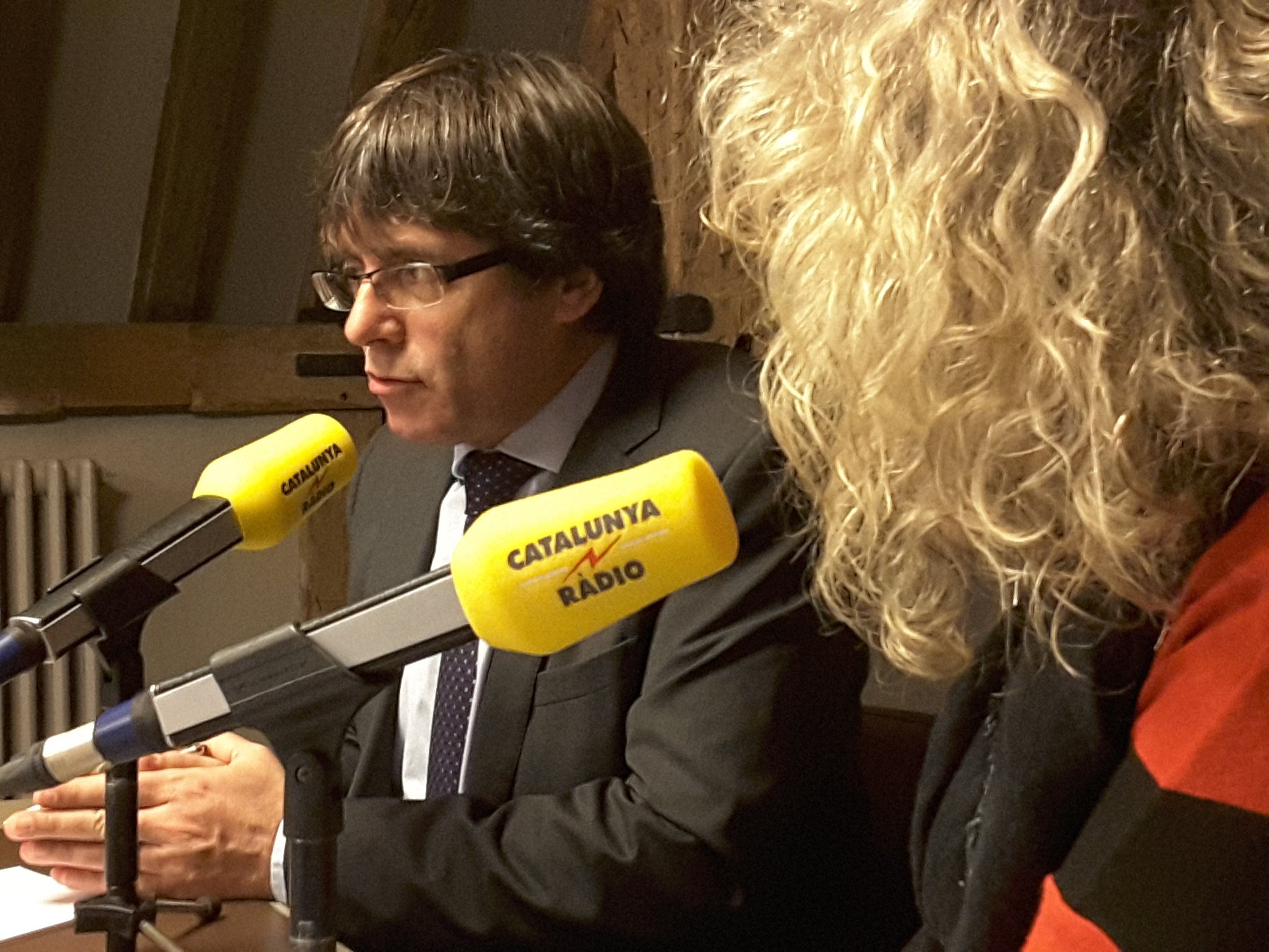 Puigdemont: "Estem cessats per un cop d’Estat il·legal"