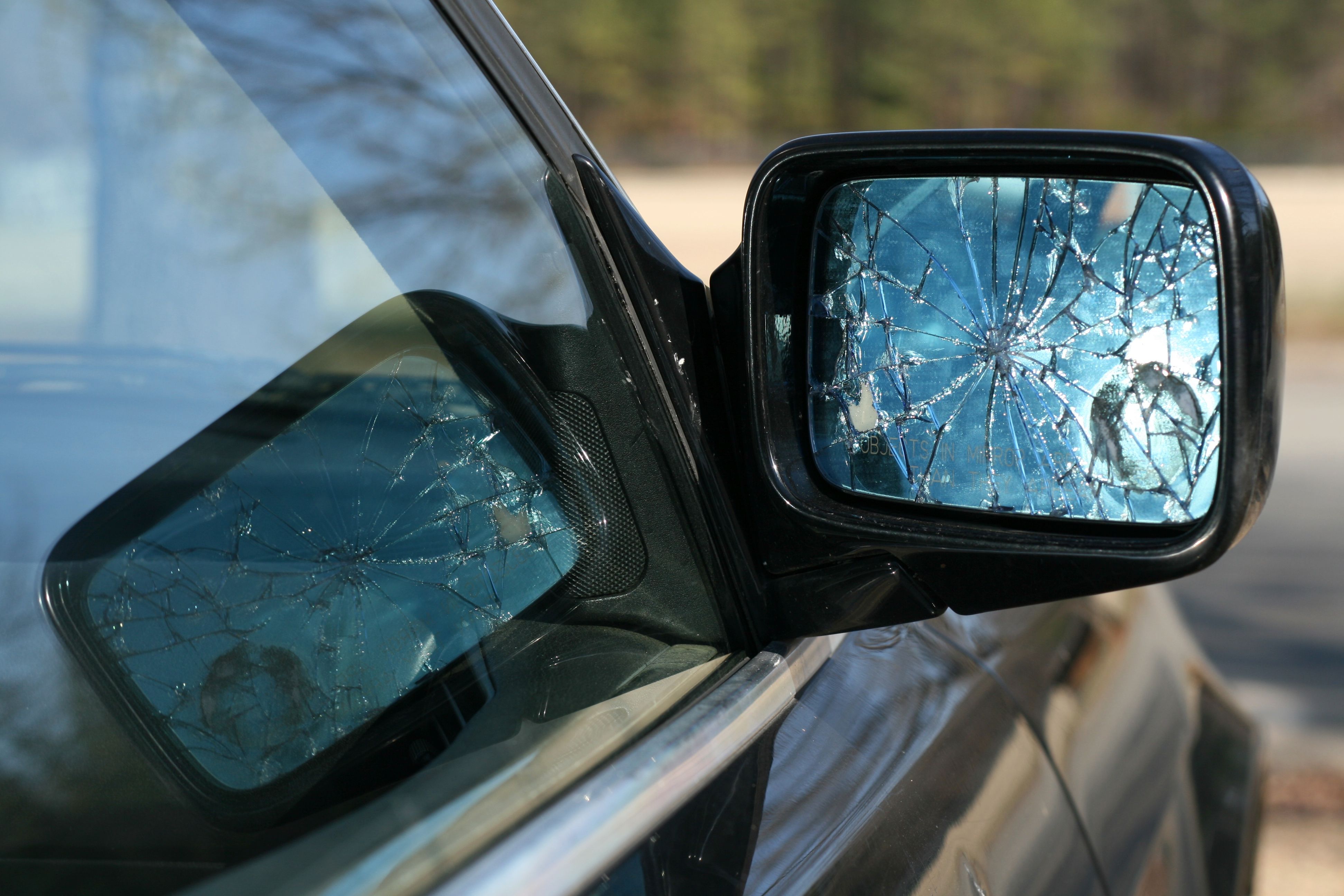 La policía alerta a los conductores por el timo de retrovisor, está de vuelta