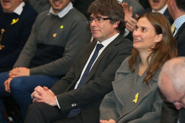 Puigdemont Serret acte alcaldes Brussel·les - EFE Puigdemont Serret acte alcaldes Brussel·les - EFE