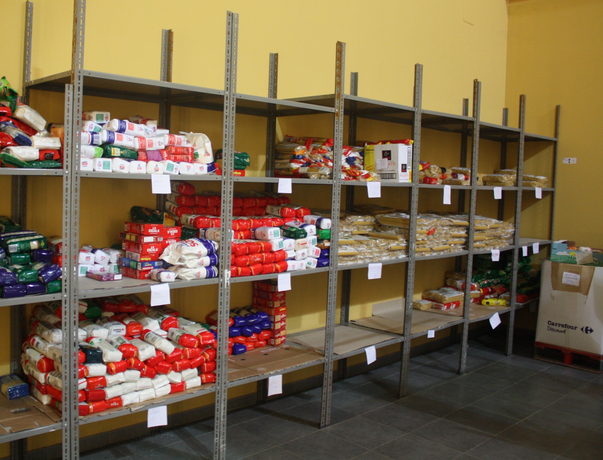 Los bancos de los alimentos piden ayuda para afrontar la cronificación de la pobreza alimentaria