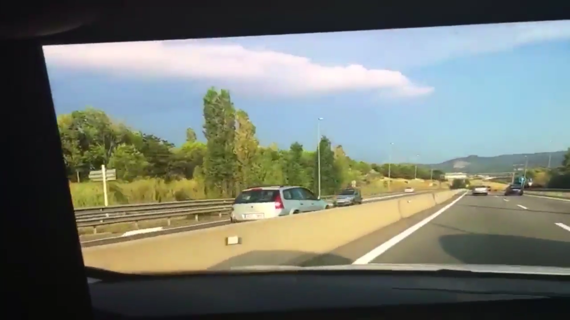 Conduce drogado y en contra dirección durante 2 km por la C-59