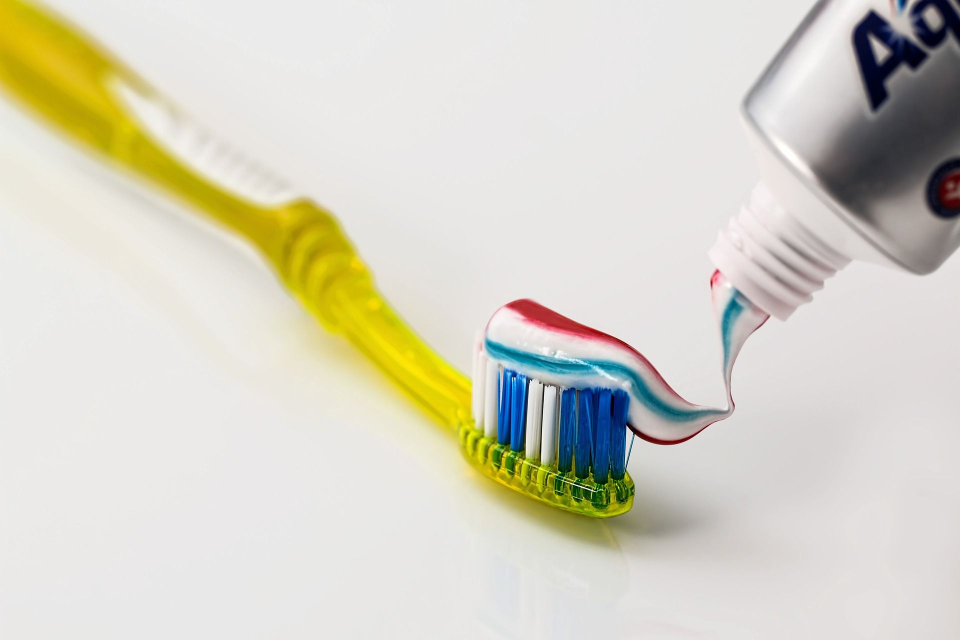 Per què cal untar l'aixeteria del bany amb pasta de dents i cada quant cal fer-ho