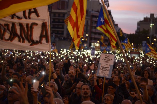 Llums mòbils 11N Mónica Pérez 3 Llums mòbils 11N Mónica Pérez 3