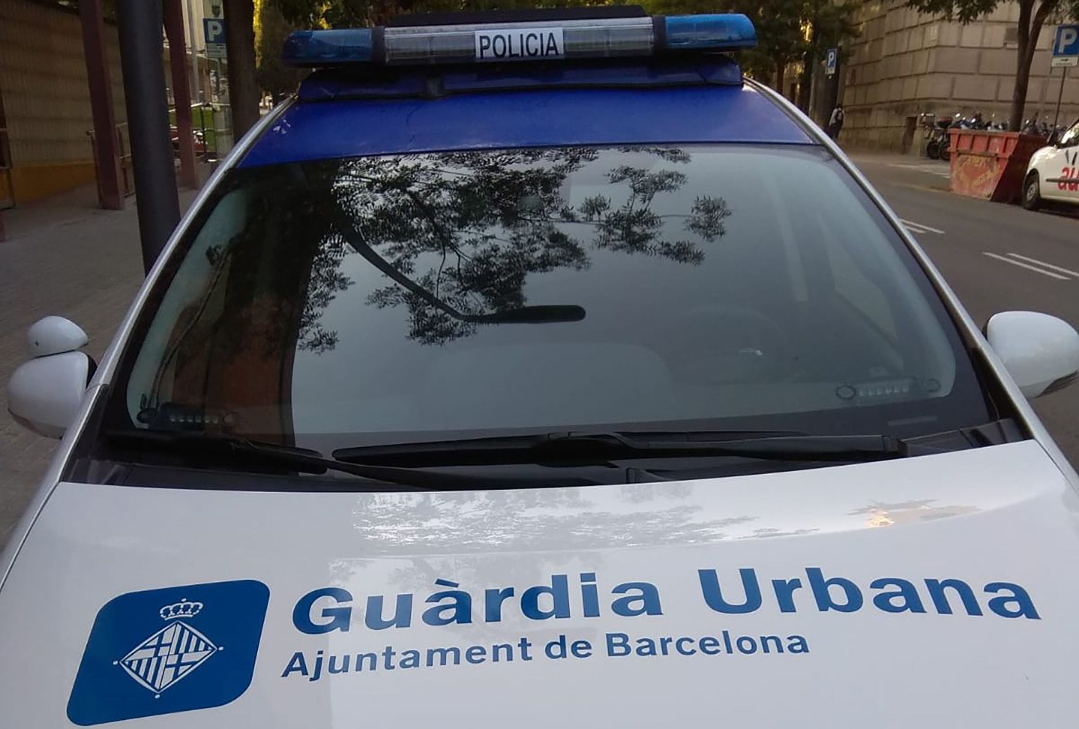 Dos ferits en una baralla amb arma blanca al Carmel