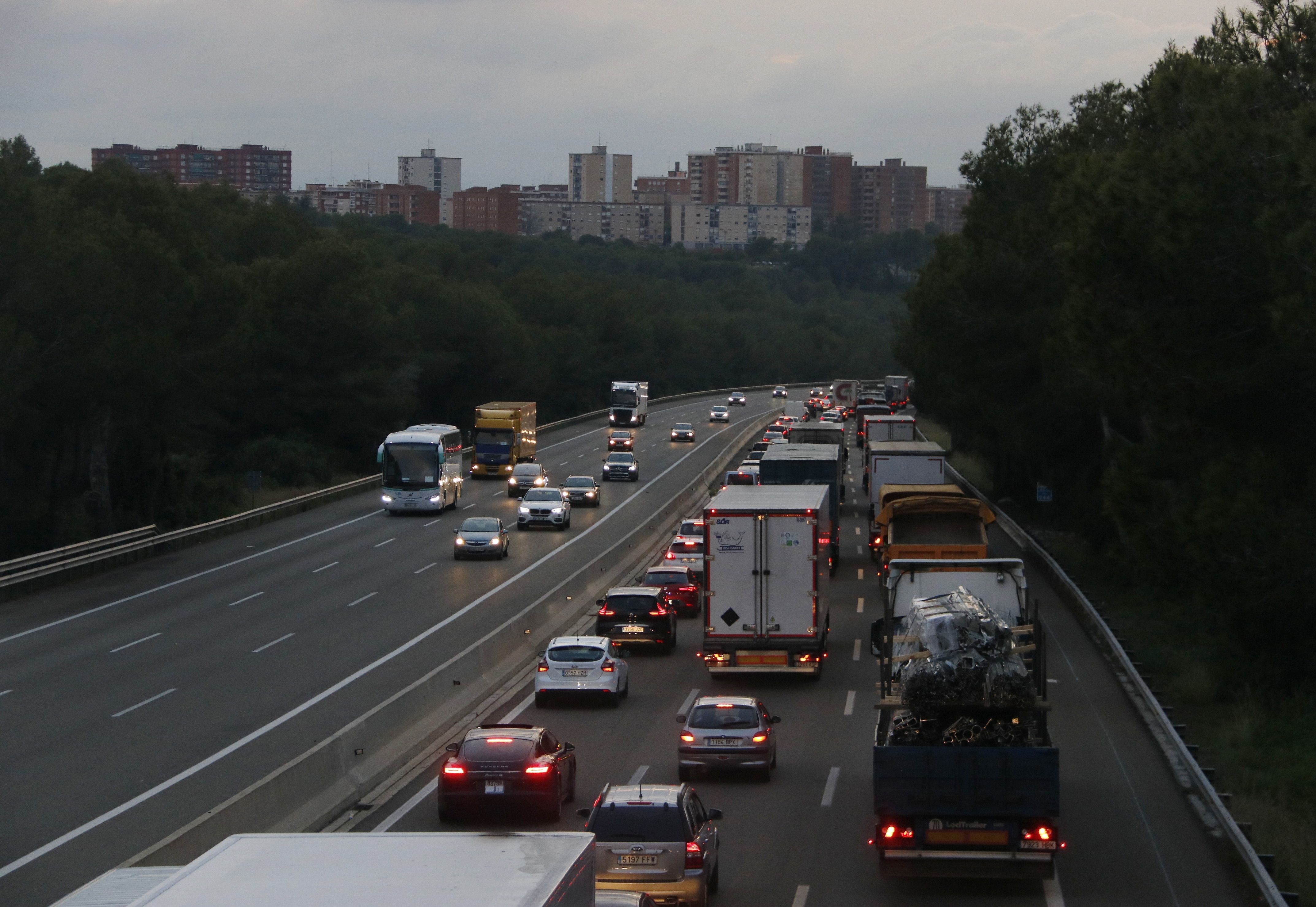 El 40% de los conductores muertos en accidentes en Catalunya había consumido alcohol, drogas o psicofármacos