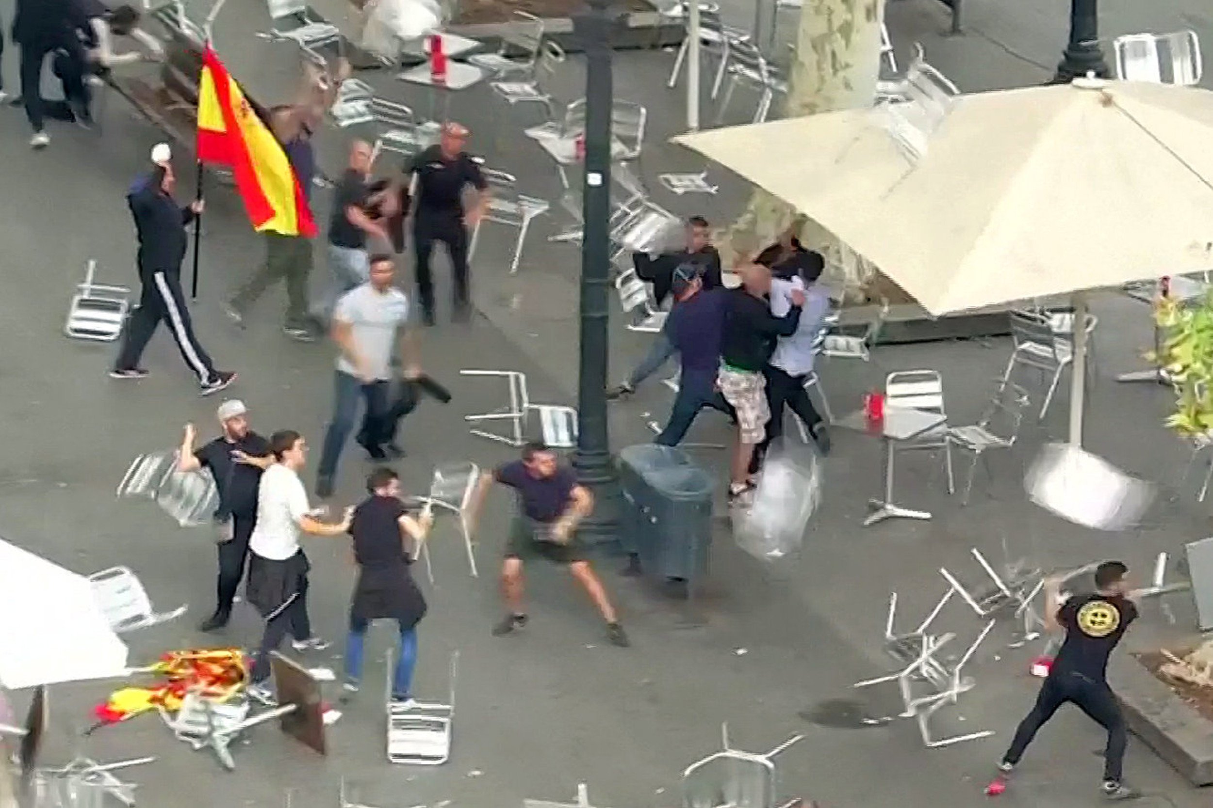 La Policía detiene a 21 ultras sospechosos de la pelea del 12-O en el Zurich
