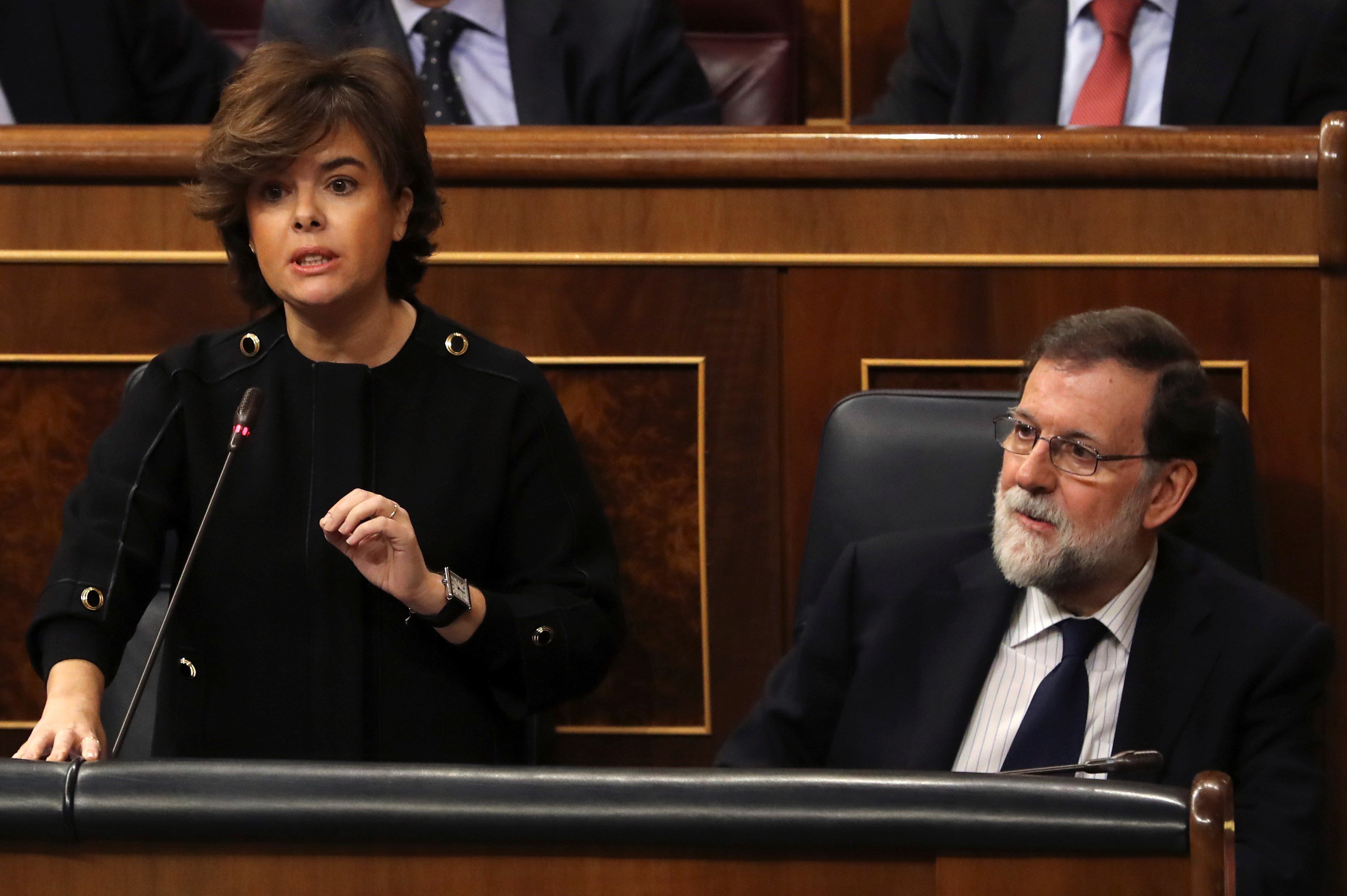 Soraya, a Domènech: "Només els falta acatar el 155 per ser com els independentistes"