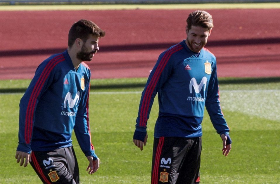 Gerard Pique Sergio Ramos selección española entrenamiento fútbol EFE