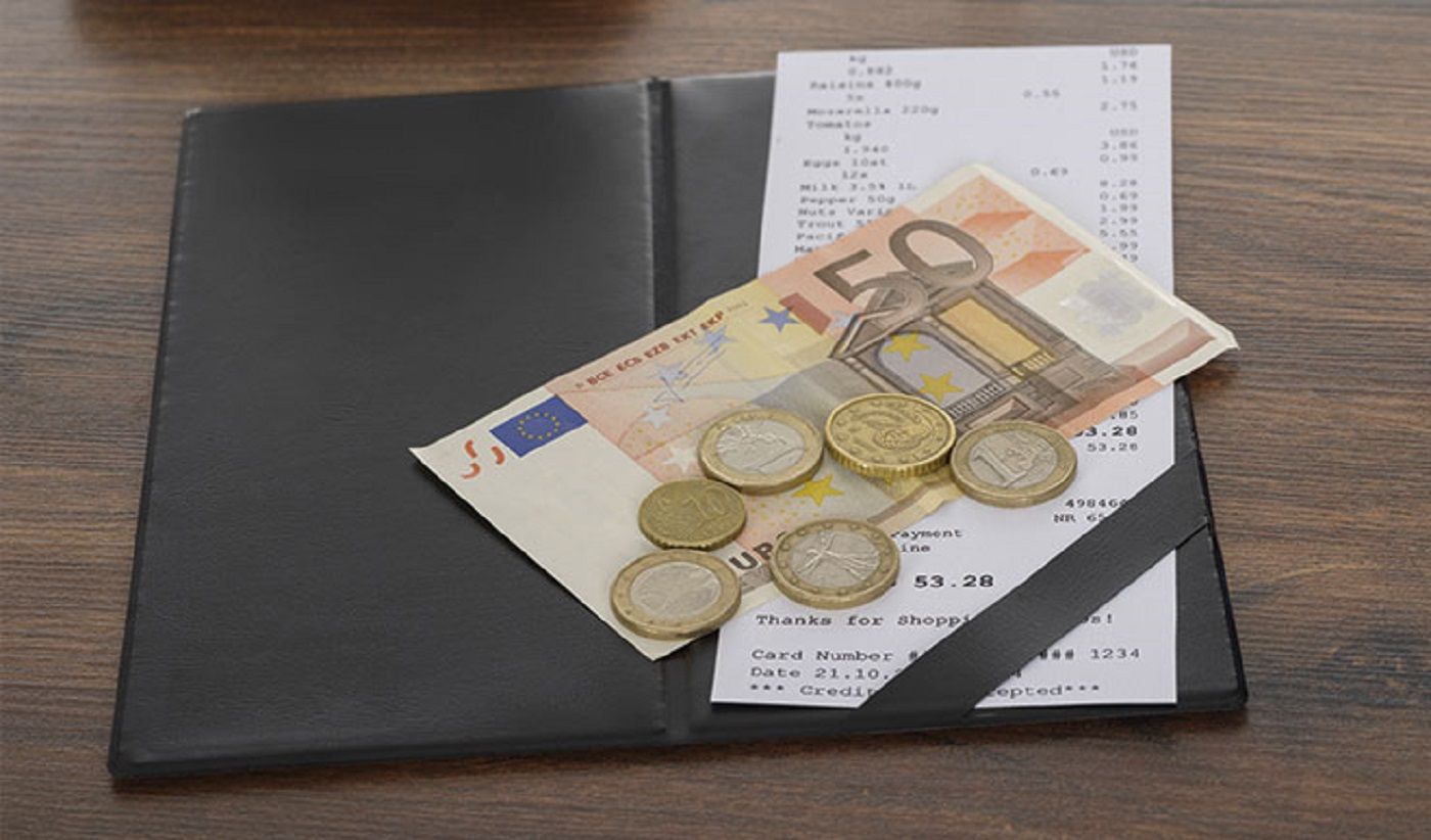 Hisenda està imposant sancions als que usen la targeta d'empresa per anar a dinar sense justificar-ho