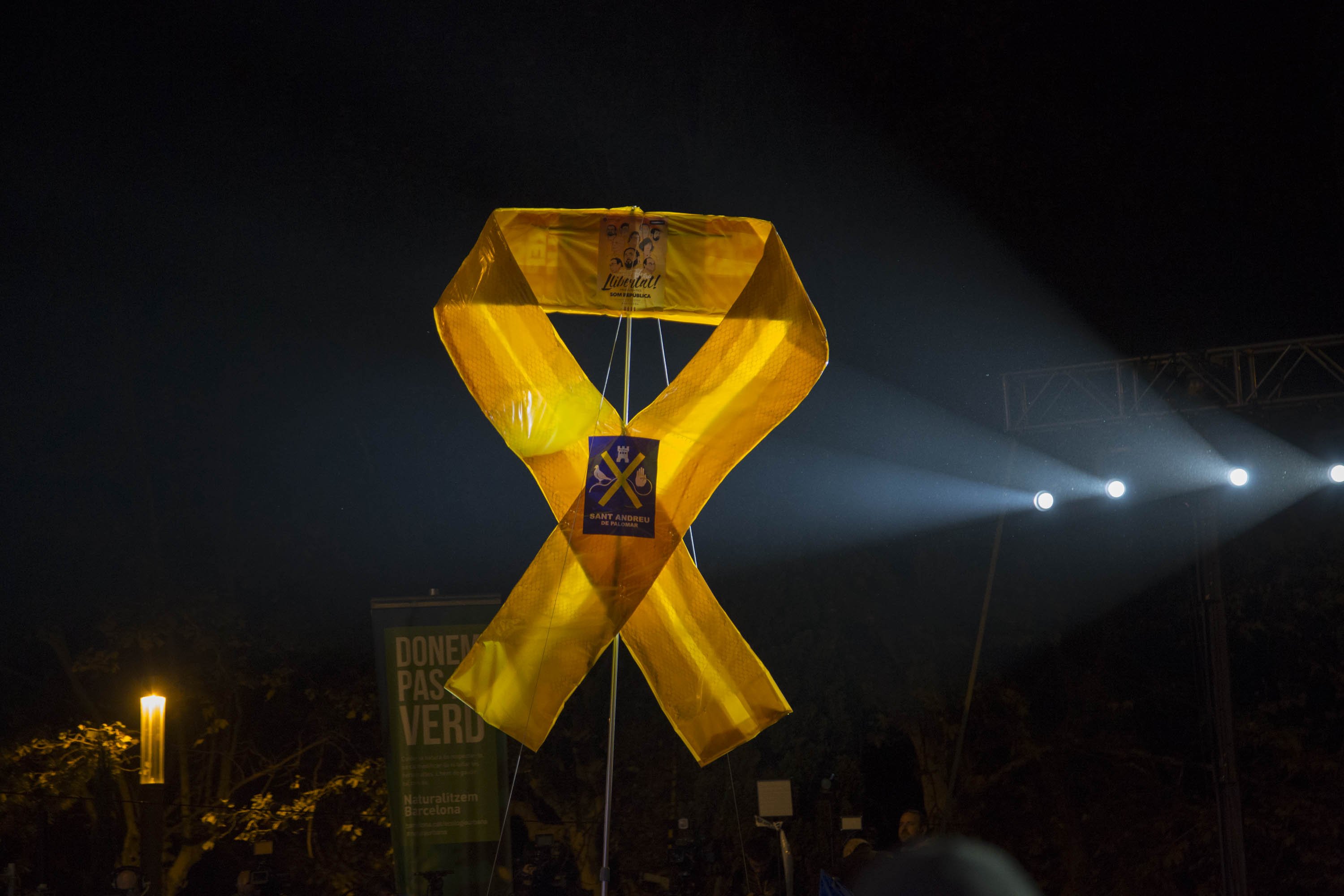 'Cançó de revolta': Els Garlic, con los presos