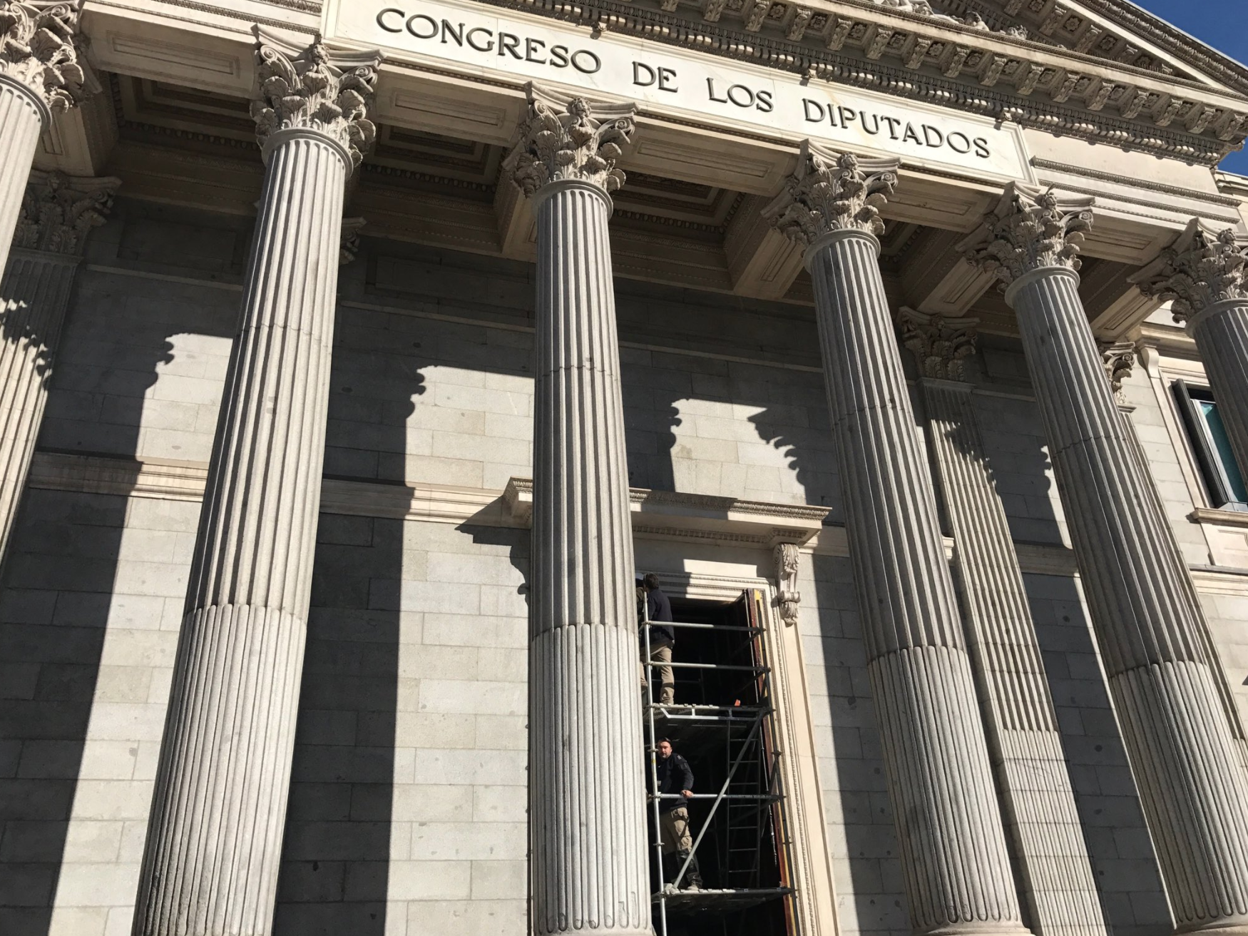 Les obres a la façana del Congrés