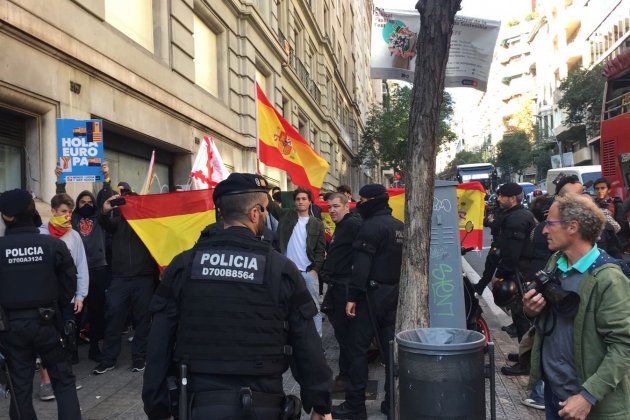 unionisme barcelona muntaner - helena naya