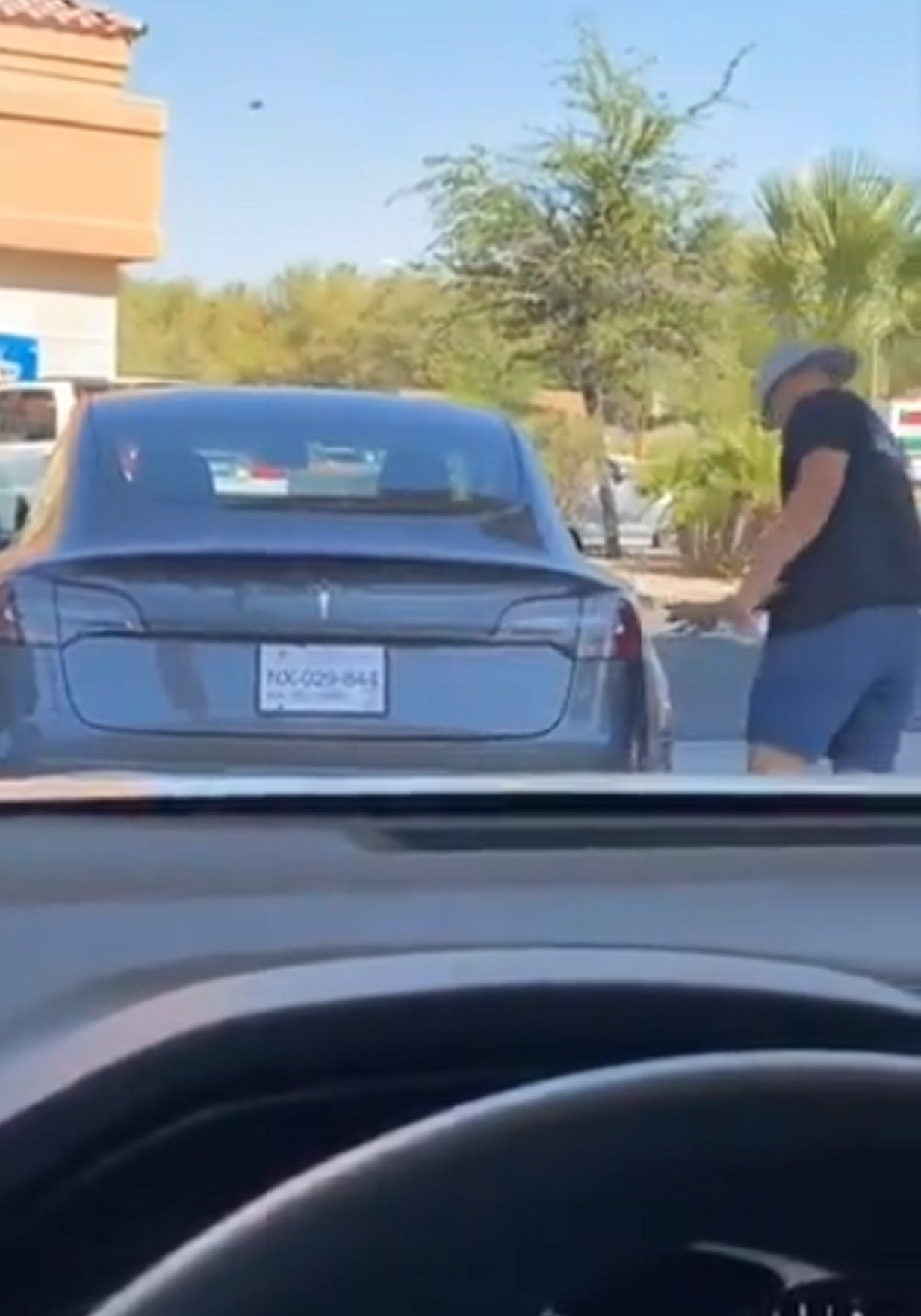 ¿Cuánto cuesta cargar un coche eléctrico?