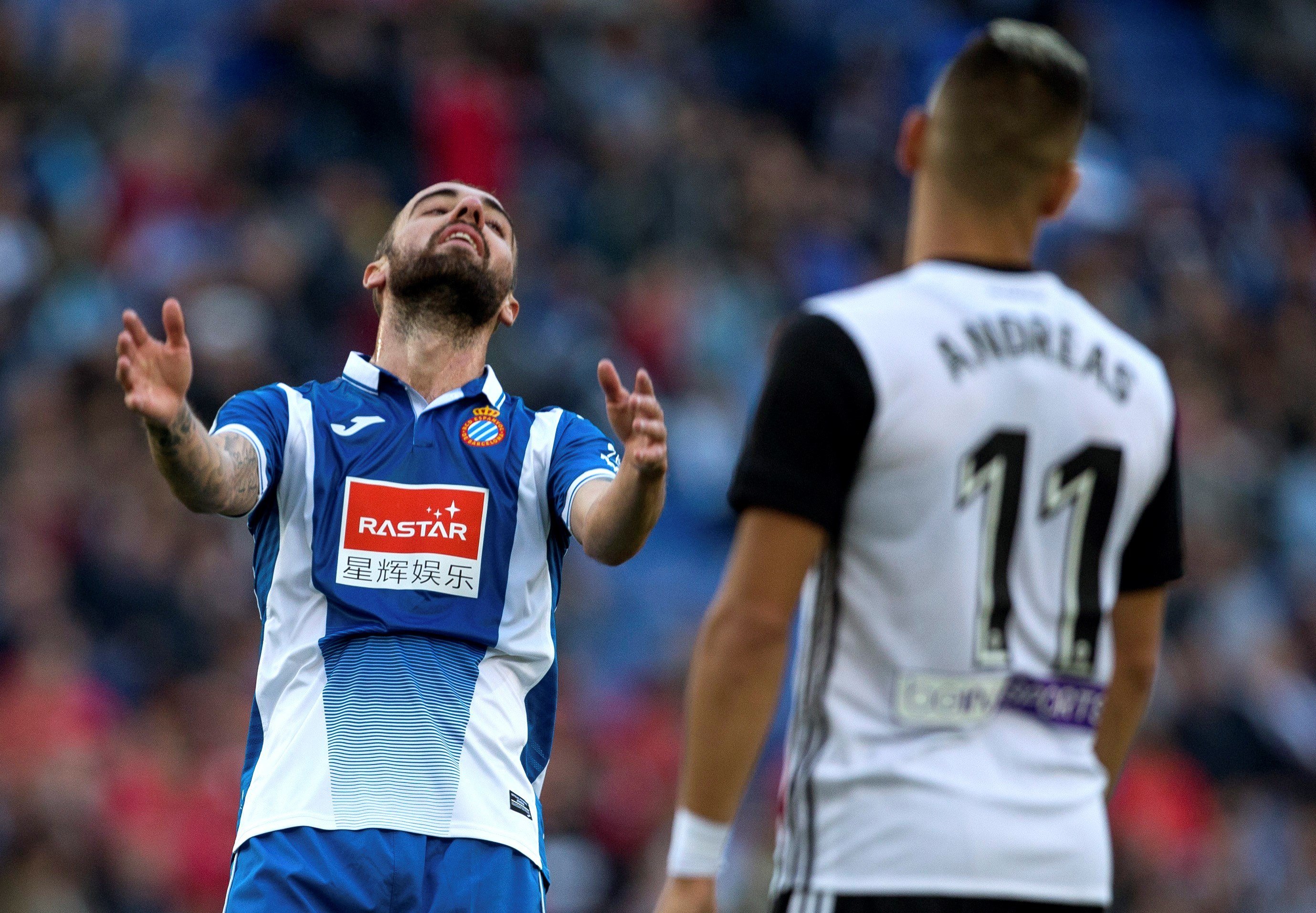 Los palos y la efectividad del Valencia frustran al Espanyol (0-2)