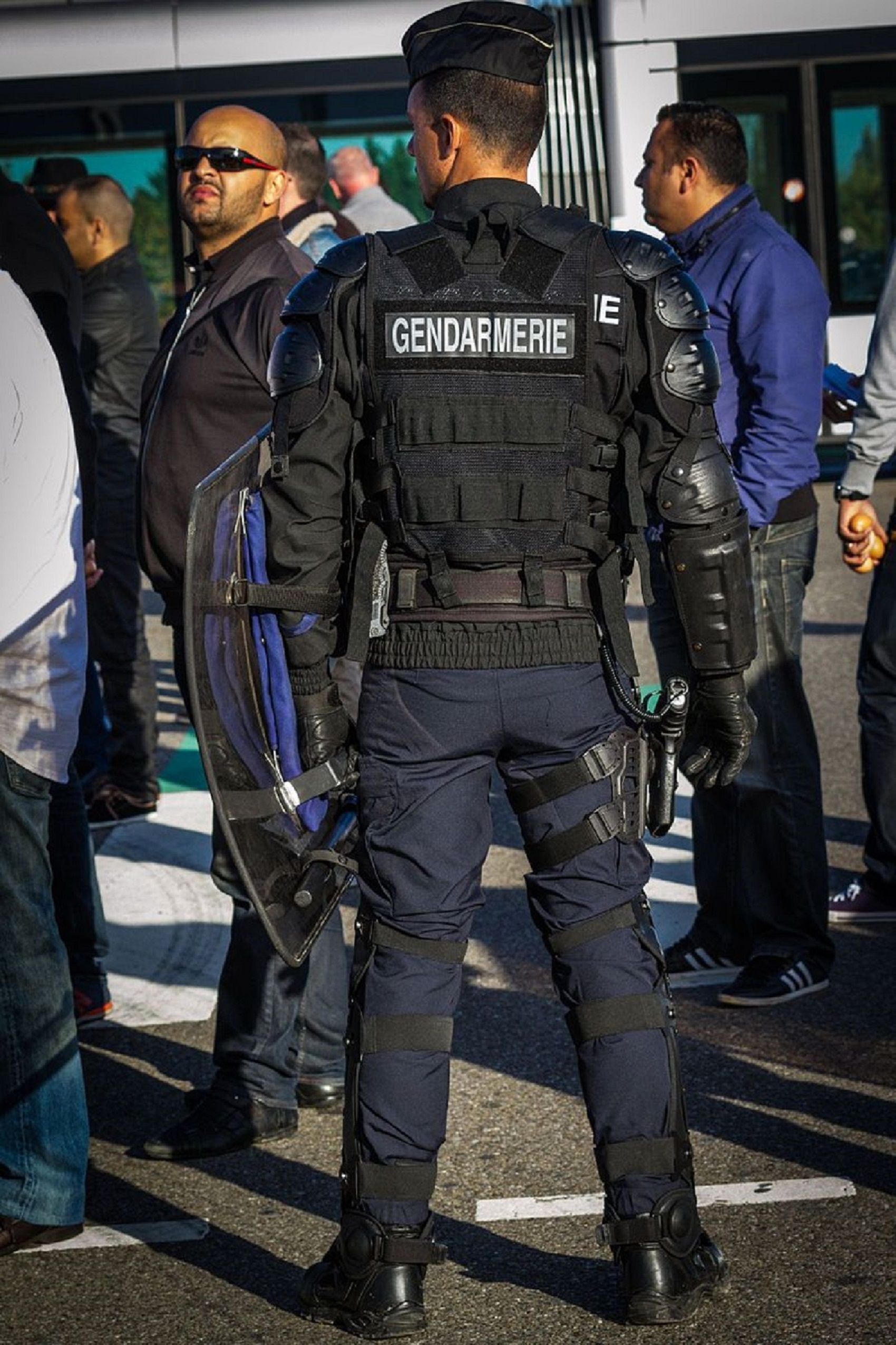 Muere un profesor en Francia apuñalado por un joven al grito de "Allahu akbar"