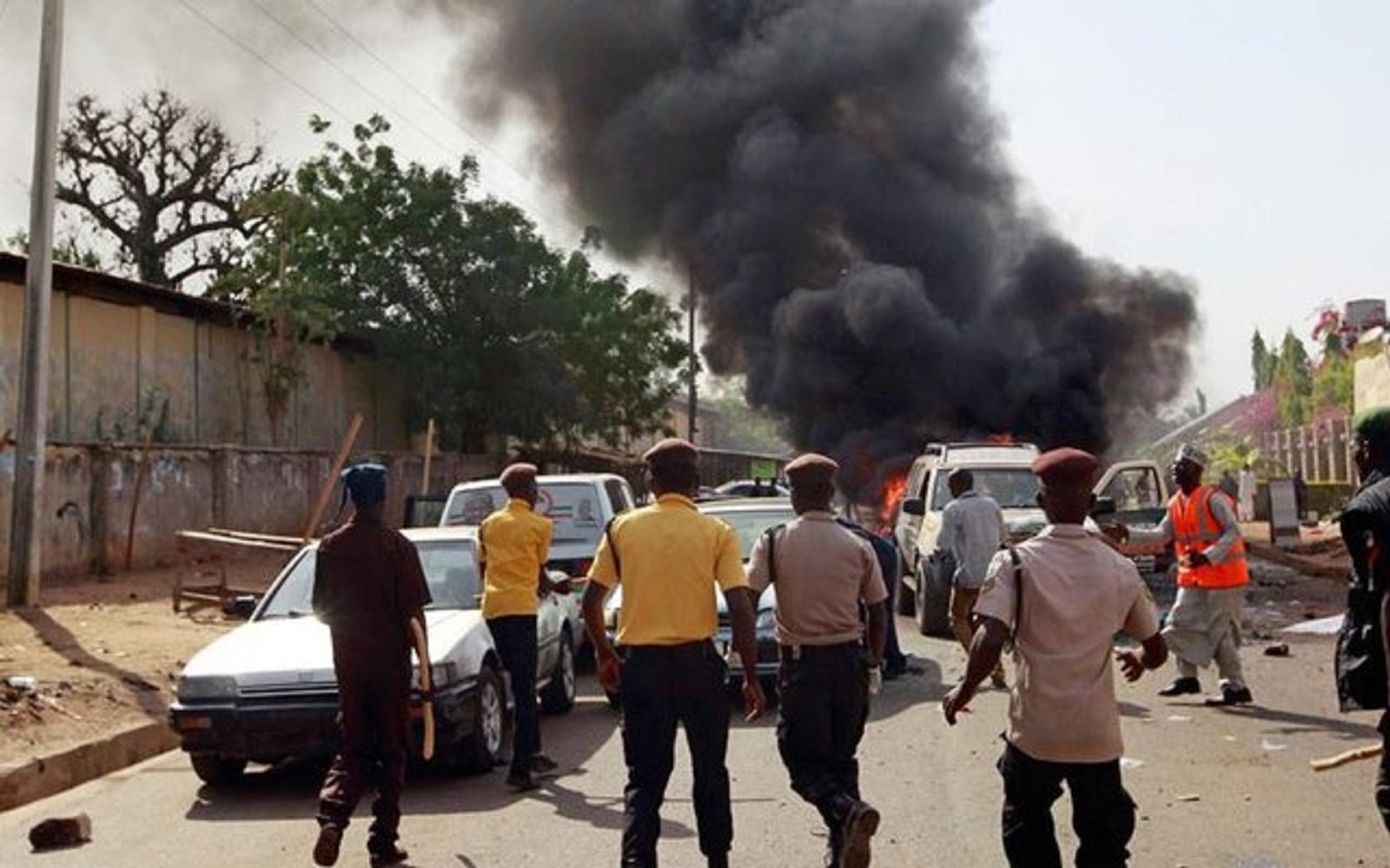 Al menos 50 muertos en un ataque suicida contra una mezquita del este de Nigeria