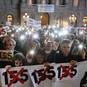 Trabajadores de la Generalitat claman contra el 155 y a favor de los presos