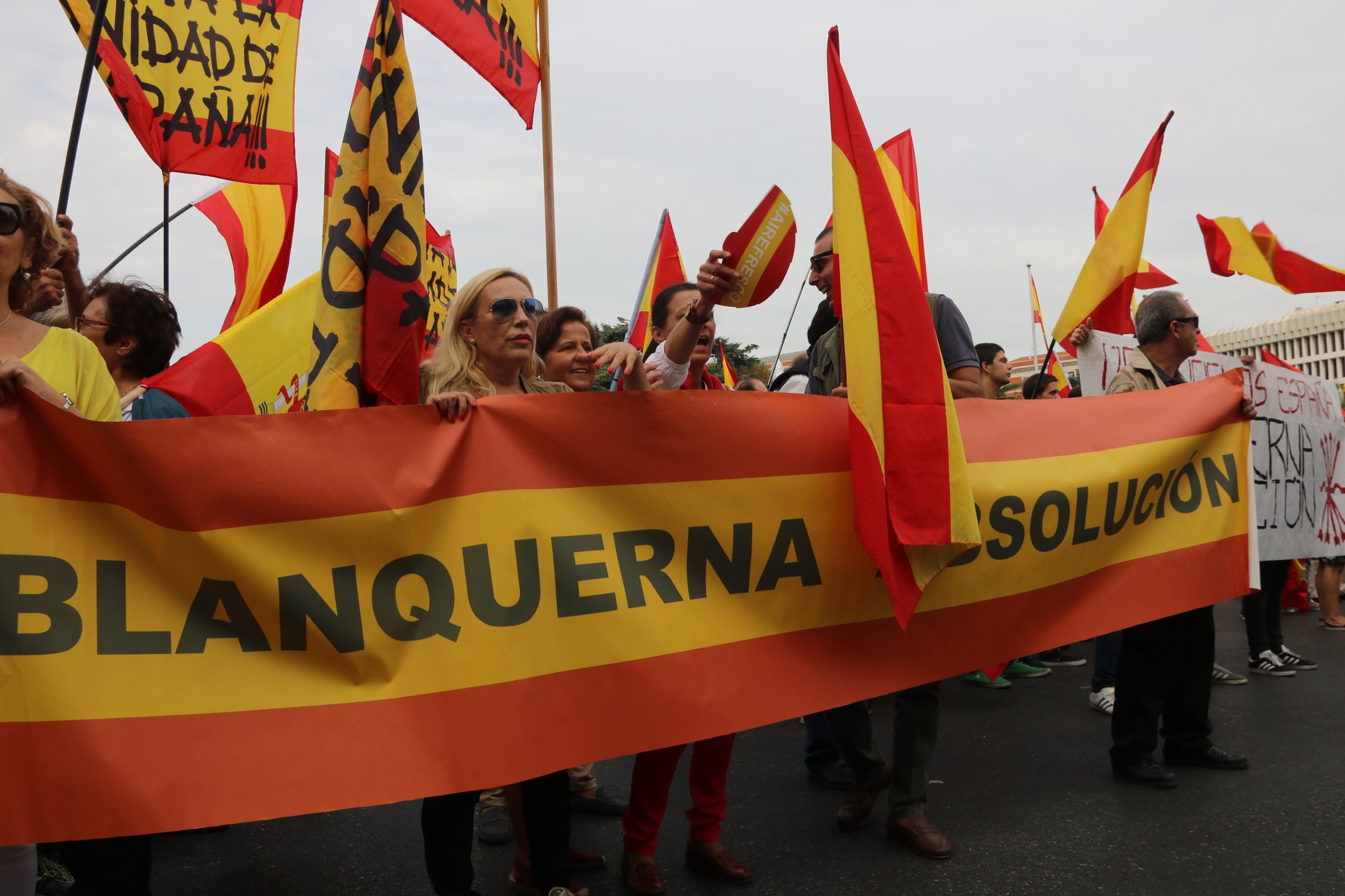 Suspenden el encarcelamiento de cinco ultras de Blanquerna a la espera del TC