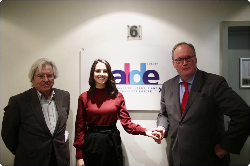 Arrimadas diu que Catalunya "deixarà de ser un problema per a la UE" si ella governa