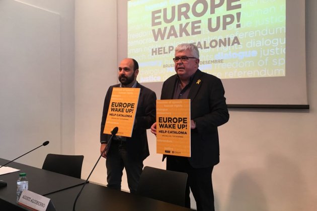 llenamos brusseles cartel nicolas tomas