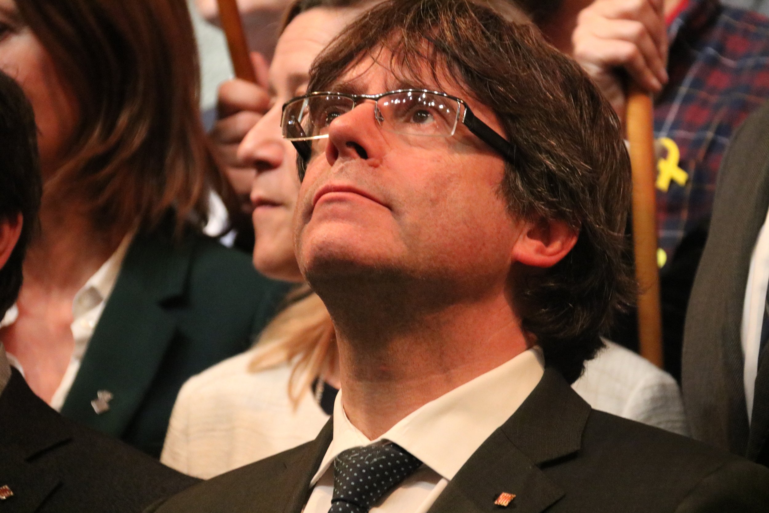 Puigdemont carrega contra Rajoy, el Rei i la justícia espanyola en una ràdio alemanya