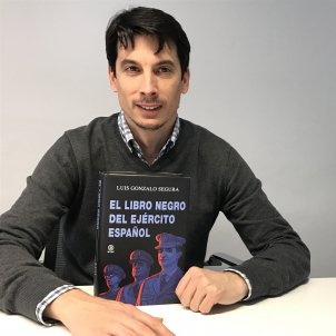 Luis Gonzalo Segura Libro Negro Ejercito Alba Sole
