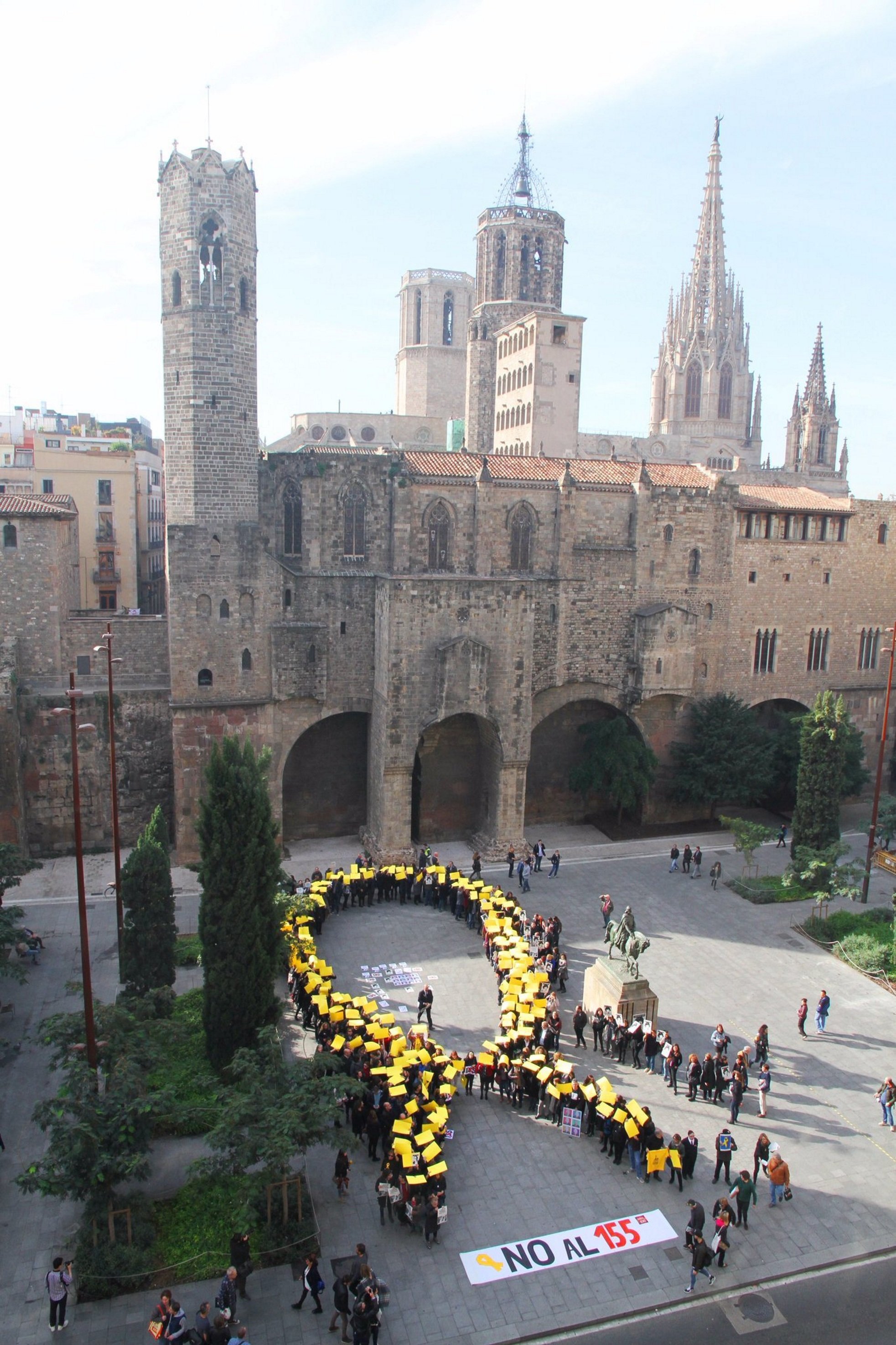 Trabajadores de las conselleries protestan contra el 155