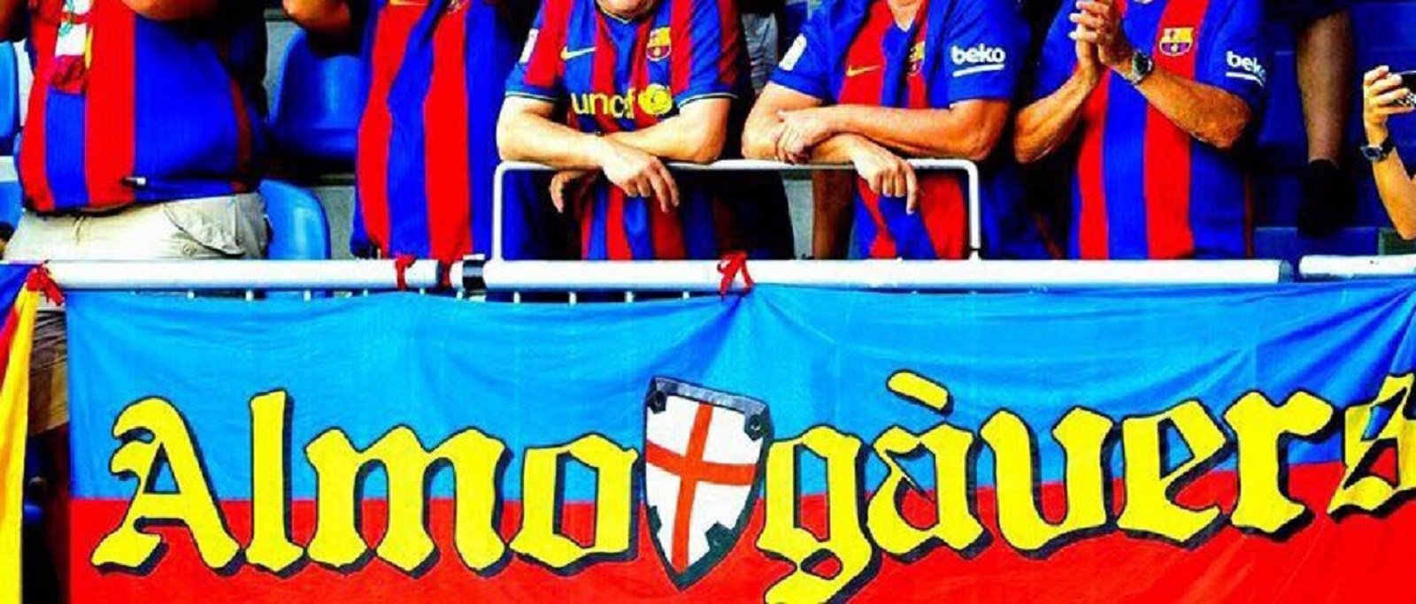 La policía española requisa una pancarta de los 'Almogàvers' en Mestalla