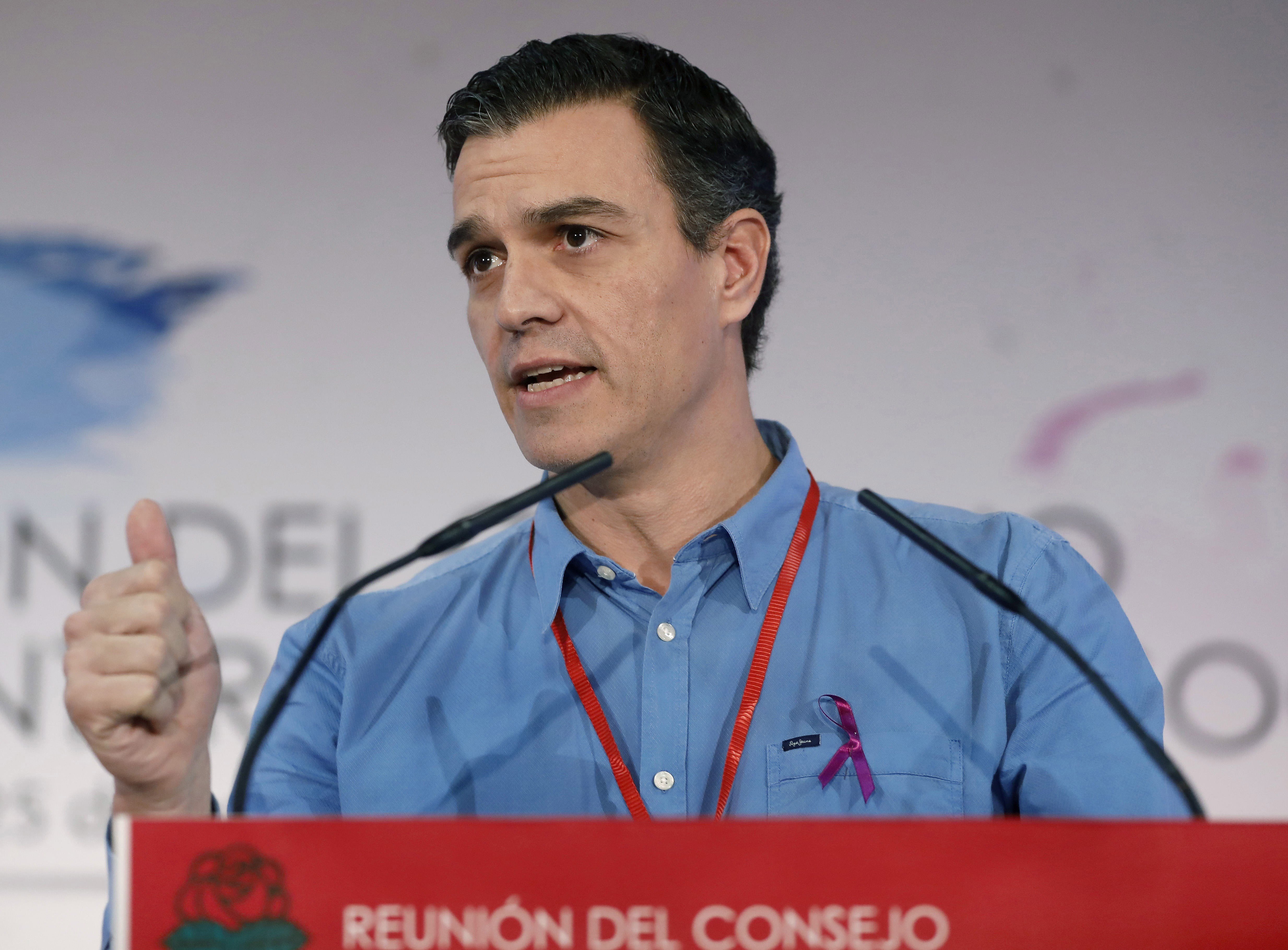 El PSOE i el PSC ratificaran el 155 malgrat els dubtes de Rajoy per reformar la Constitució