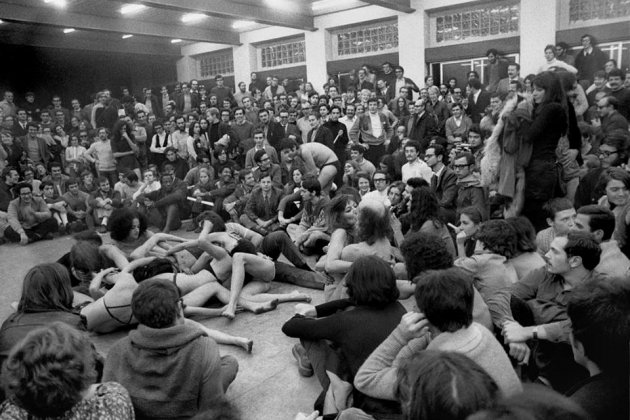 1968 Performance del Living Theatre en el Politecnico Francesco Radino Wikimedia