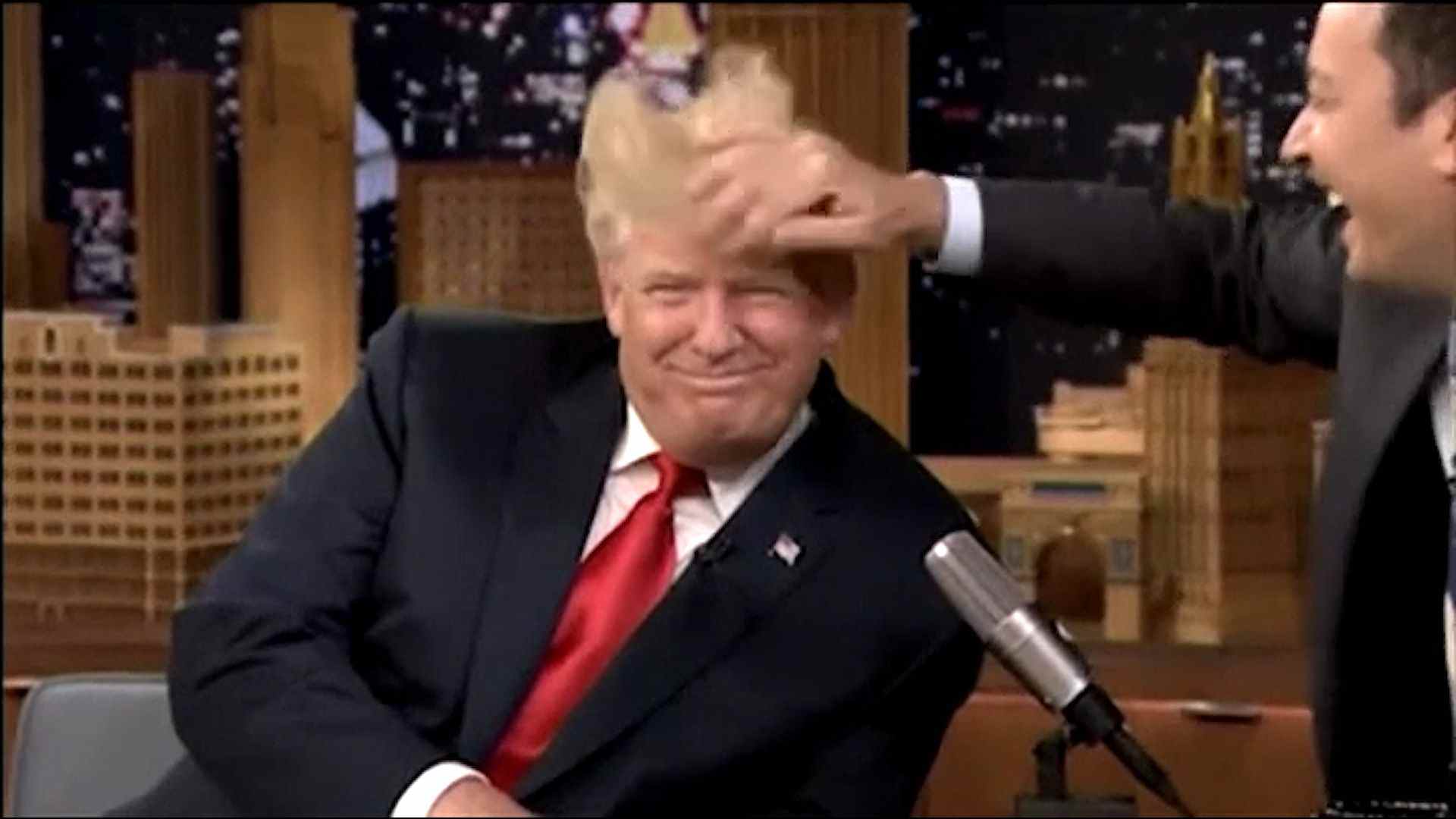 Vídeo: Trump no lleva peluca