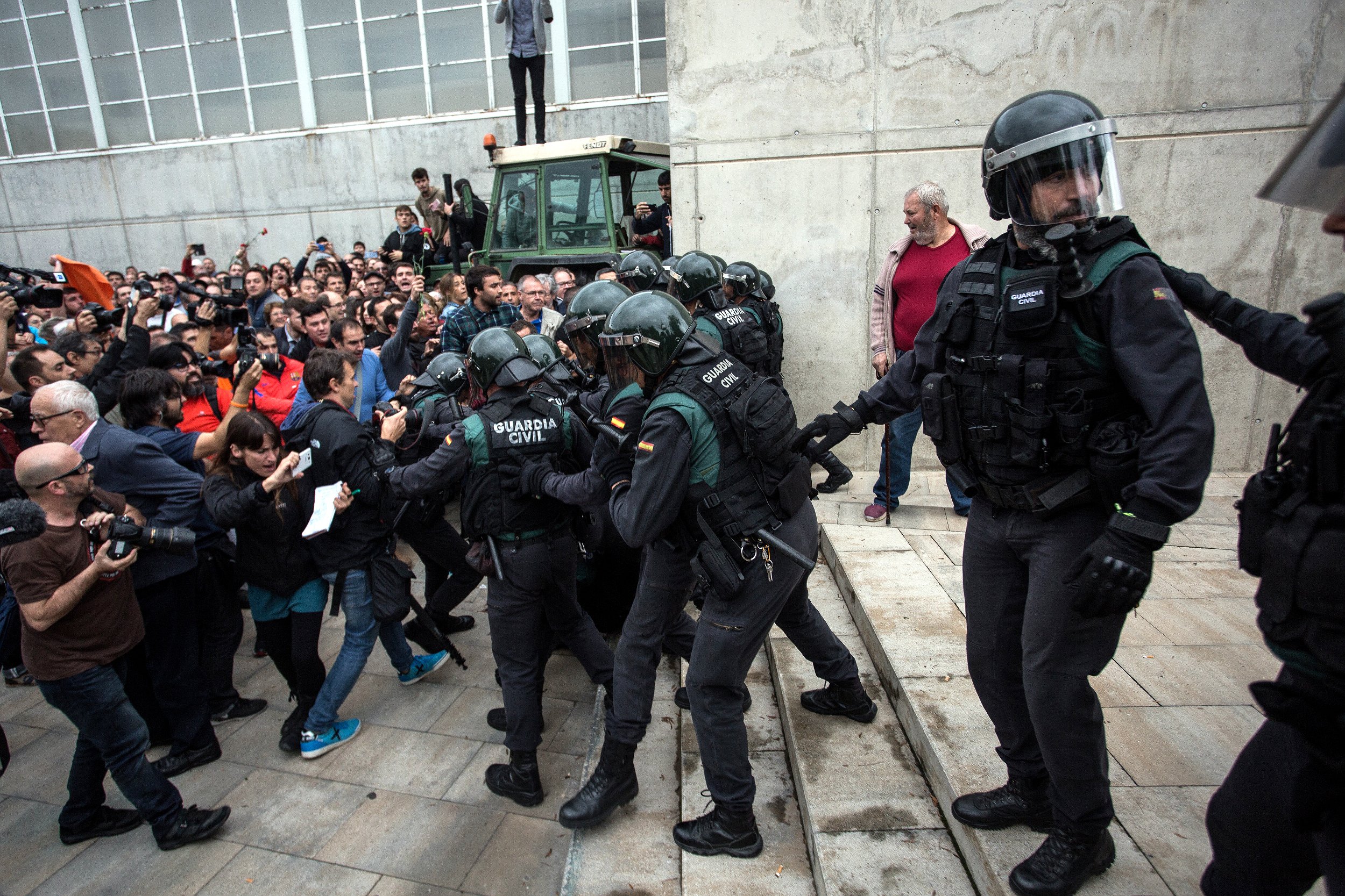 Demanen que no es jutgi només per lesions els agents de l'1-O a Girona