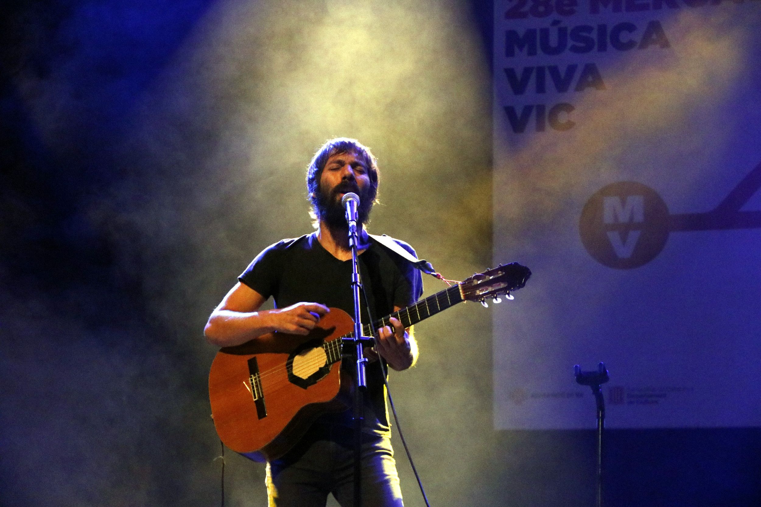 Enric Montefusco debuta en solitario en el Música Viva de Vic