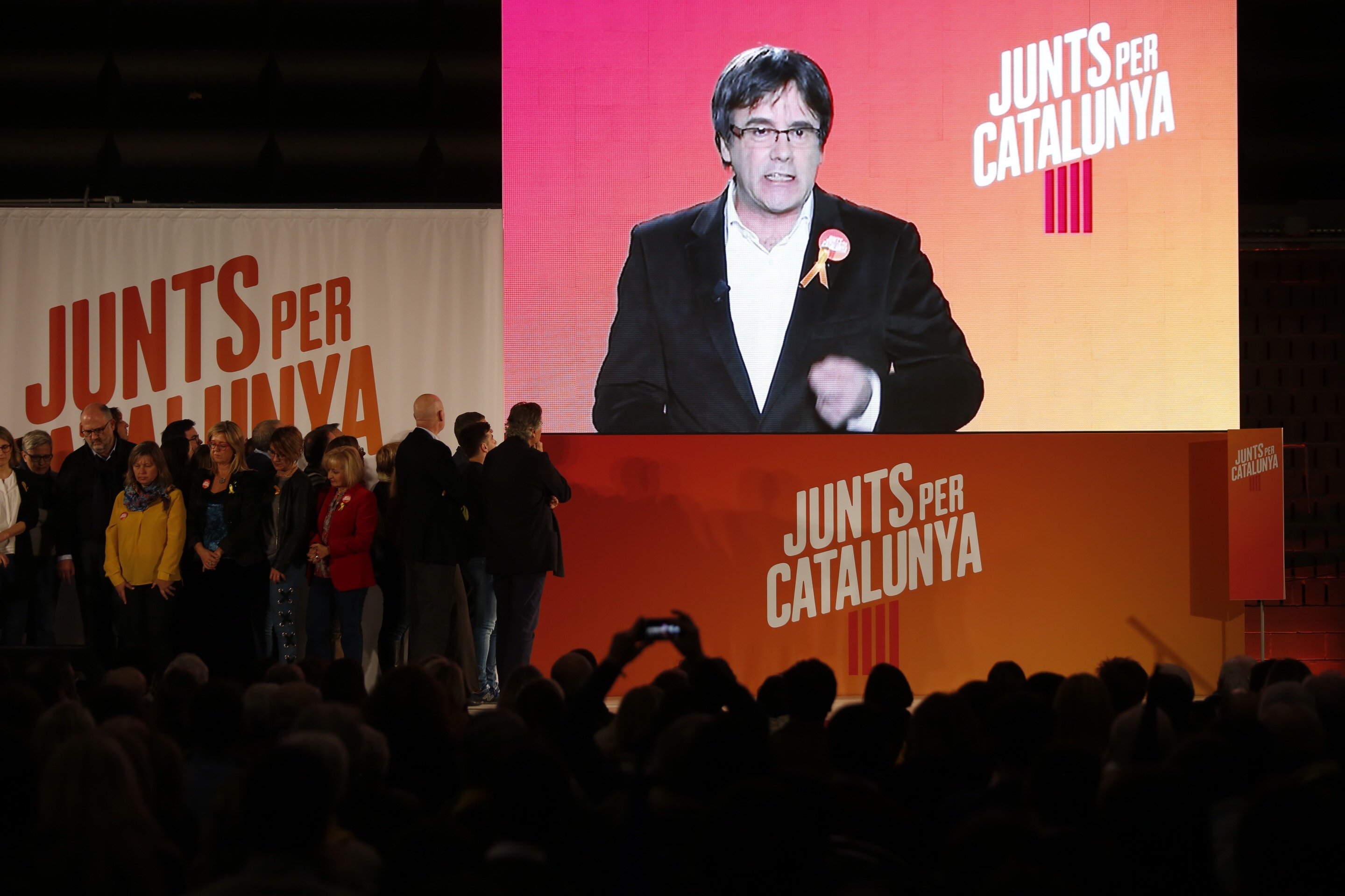 Puigdemont acusa l'Estat d'impedir a l'independentisme una campanya en igualtat de condicions