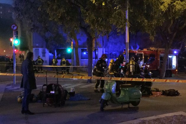 Bomberos incendio numància diagonal / AR