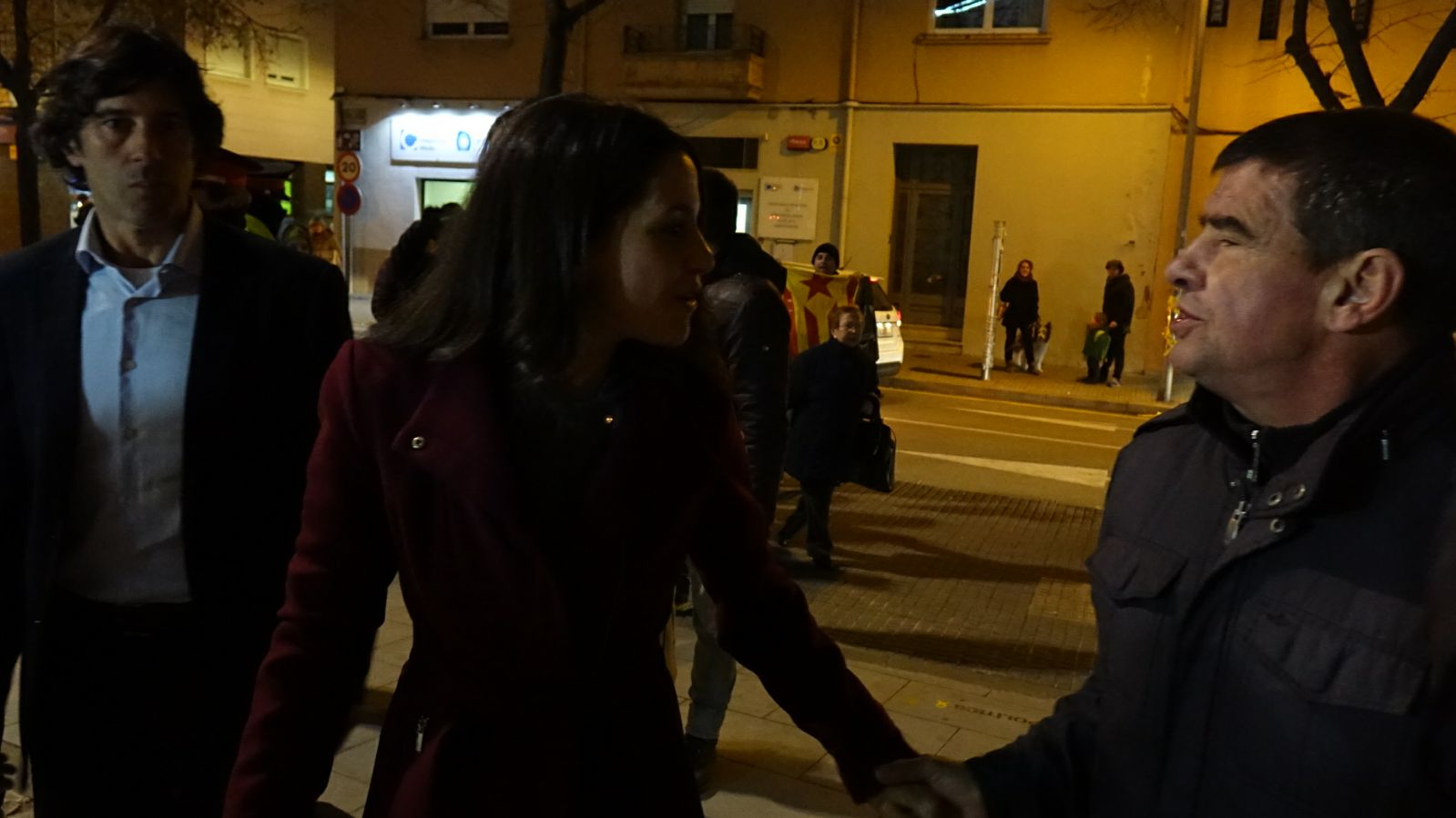 Arrimadas, recibida con gritos de "Visca la República" en Granollers