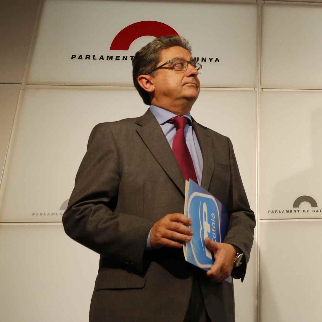 Millo, a Puigdemont: "Vamos de ficción en ficción"