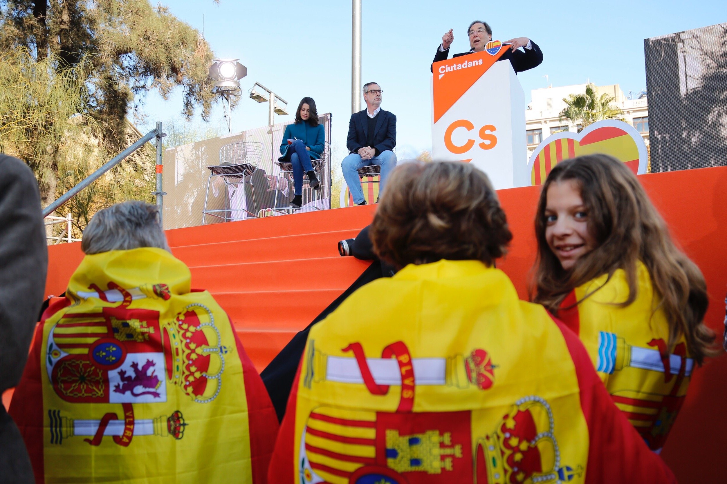 Nace Tercera España, un nuevo intento del centro españolista después de los fracasos de Cs y UPyD